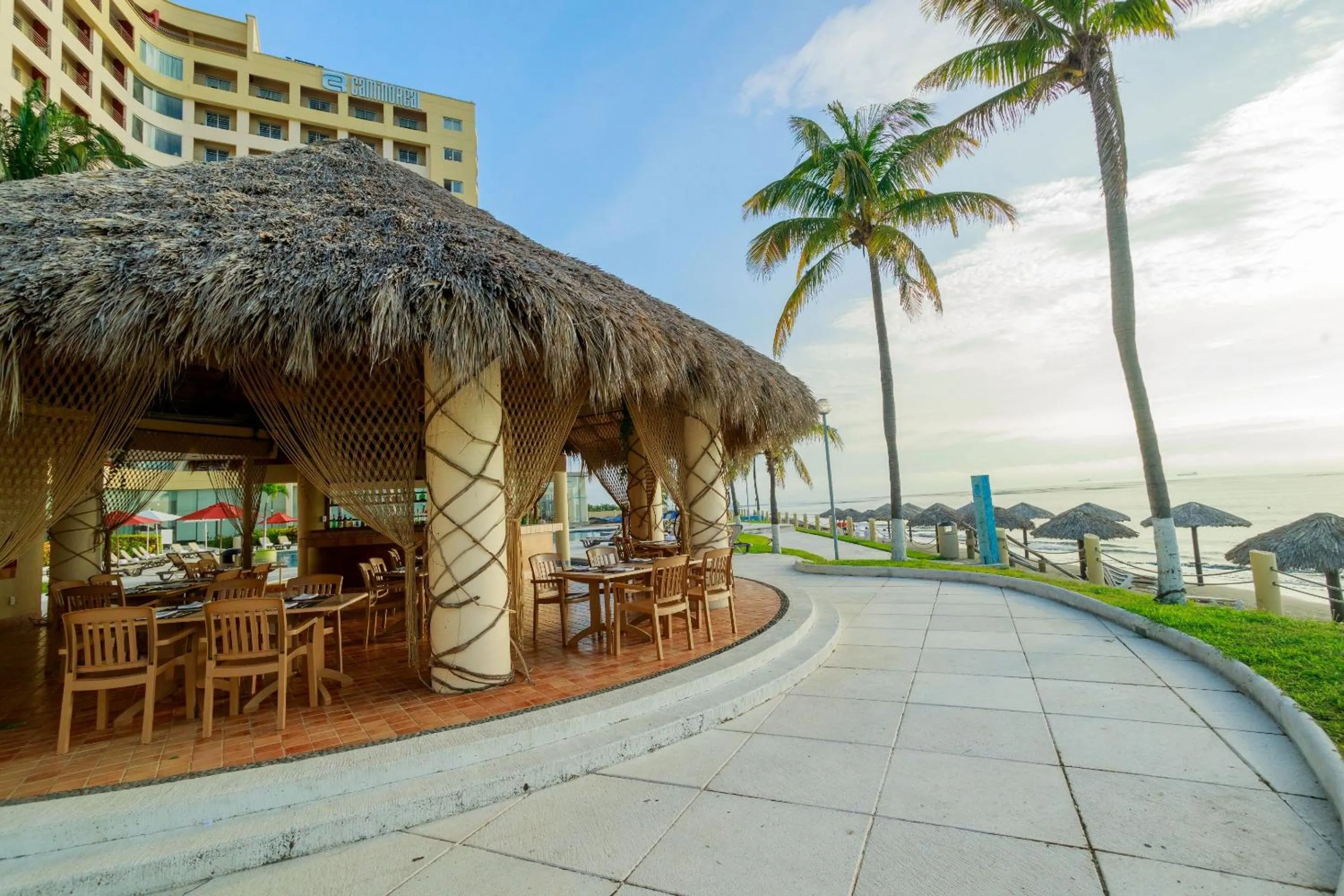 Restaurant/places to eat in Camino Real Veracruz