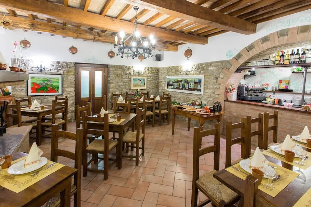 Restaurant/places to eat in Oasi Battifoglia