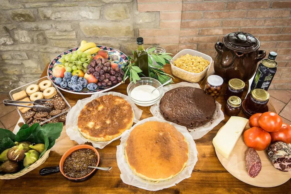 Italian breakfast in Oasi Battifoglia