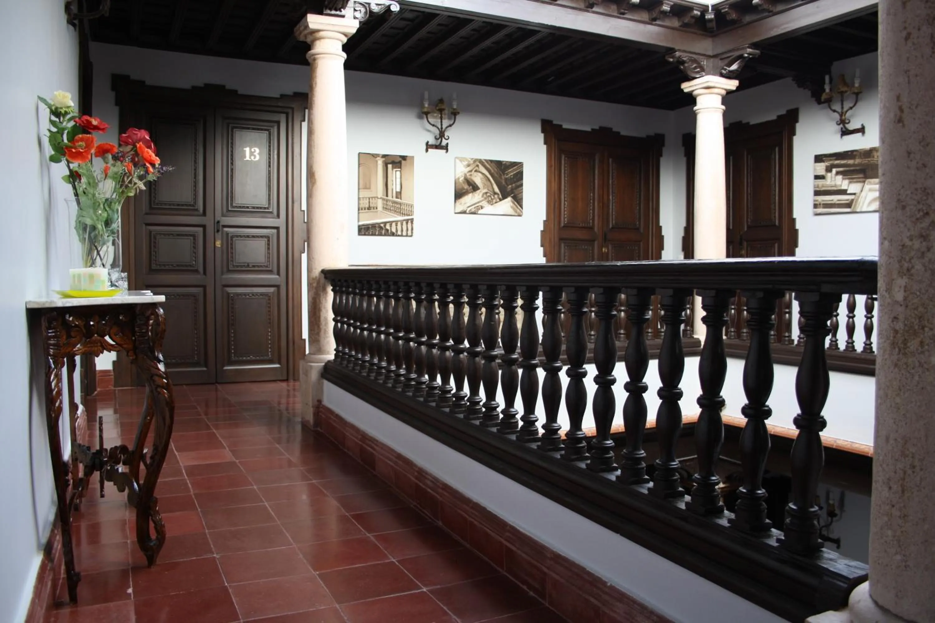 Decorative detail in Apartamentos La Ciudad