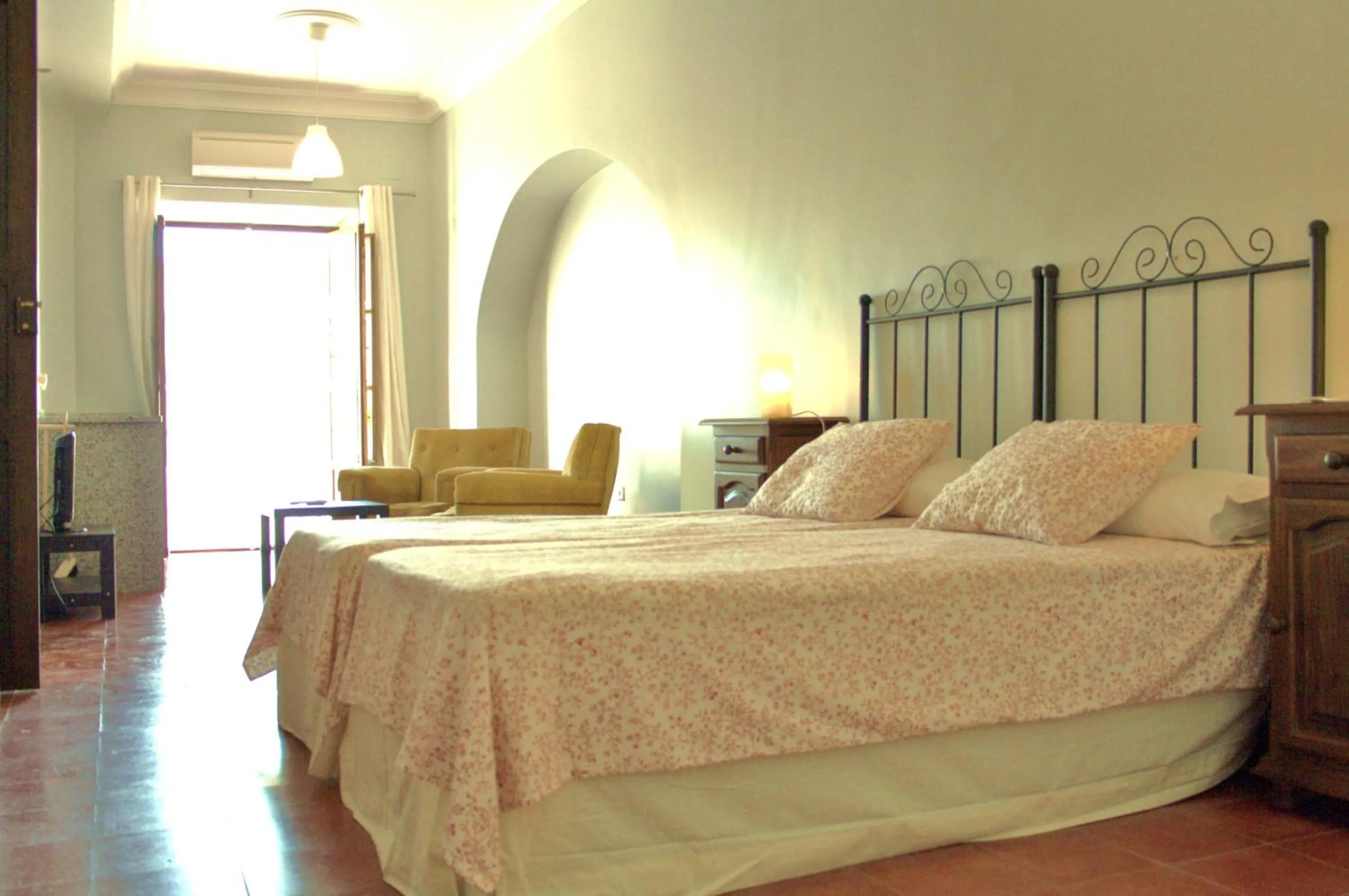 Photo of the whole room, Bed in Apartamentos La Ciudad
