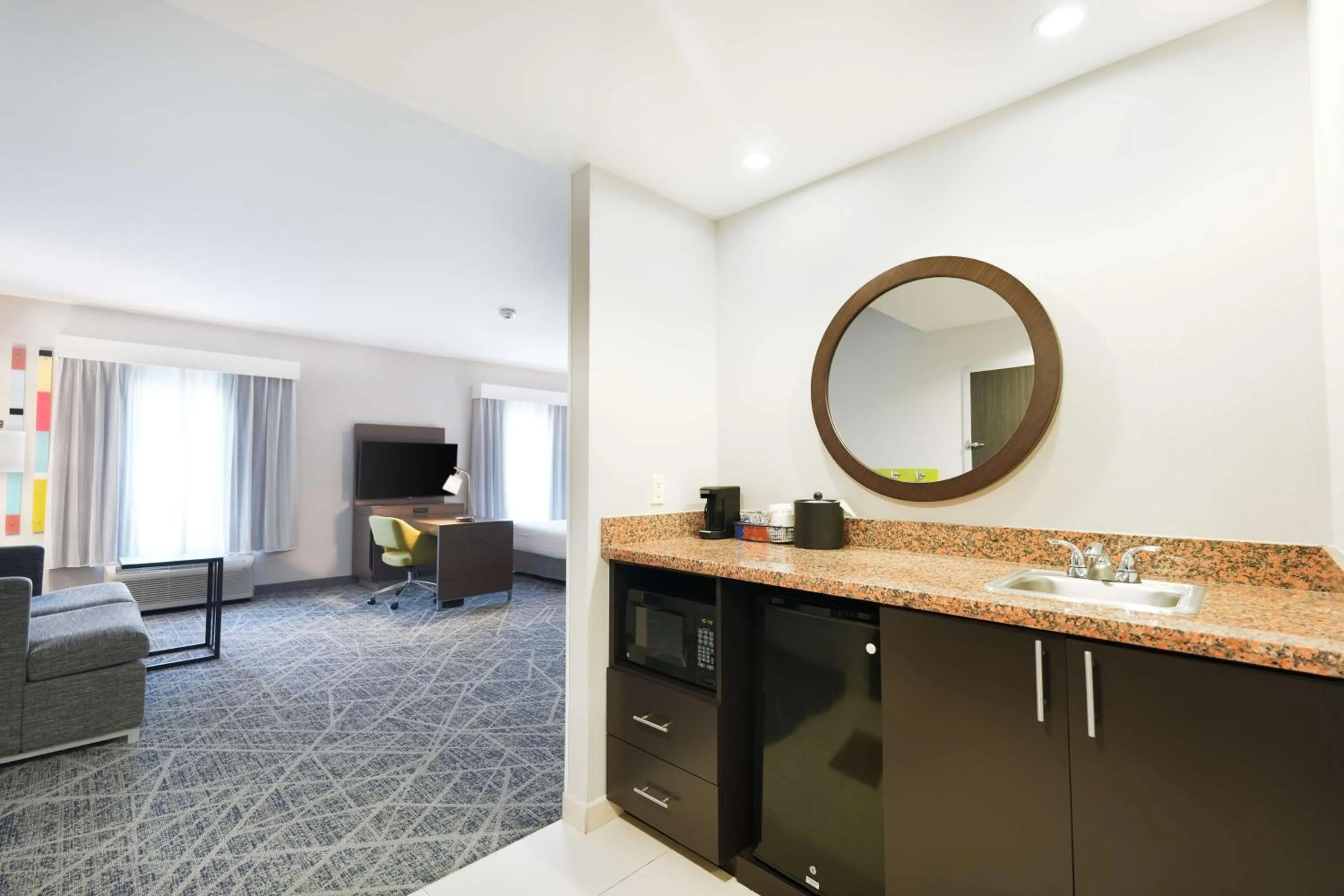 Photo of the whole room in Hampton Inn and Suites Tulsa Central