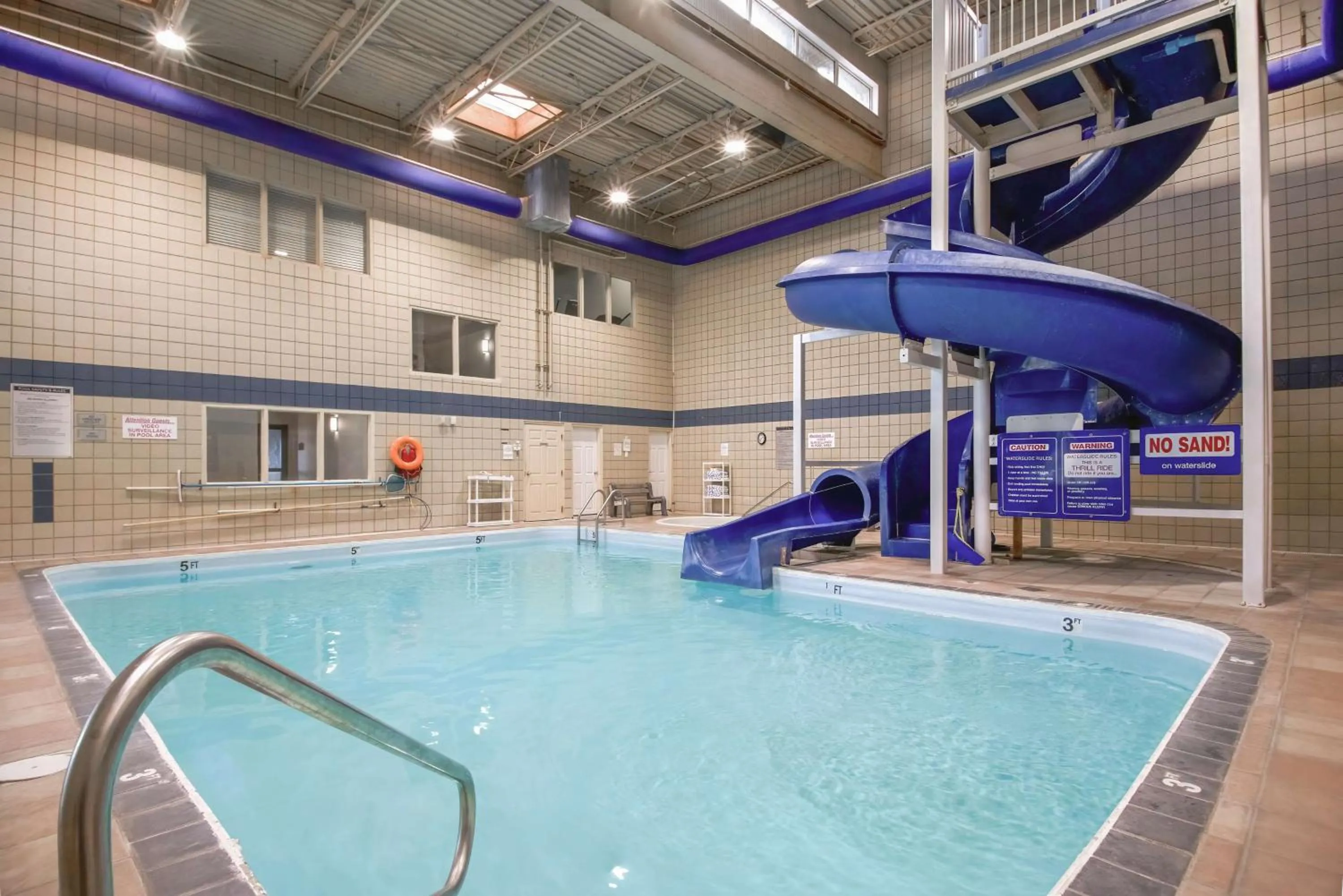 Pool view in Coast Osoyoos Beach Hotel