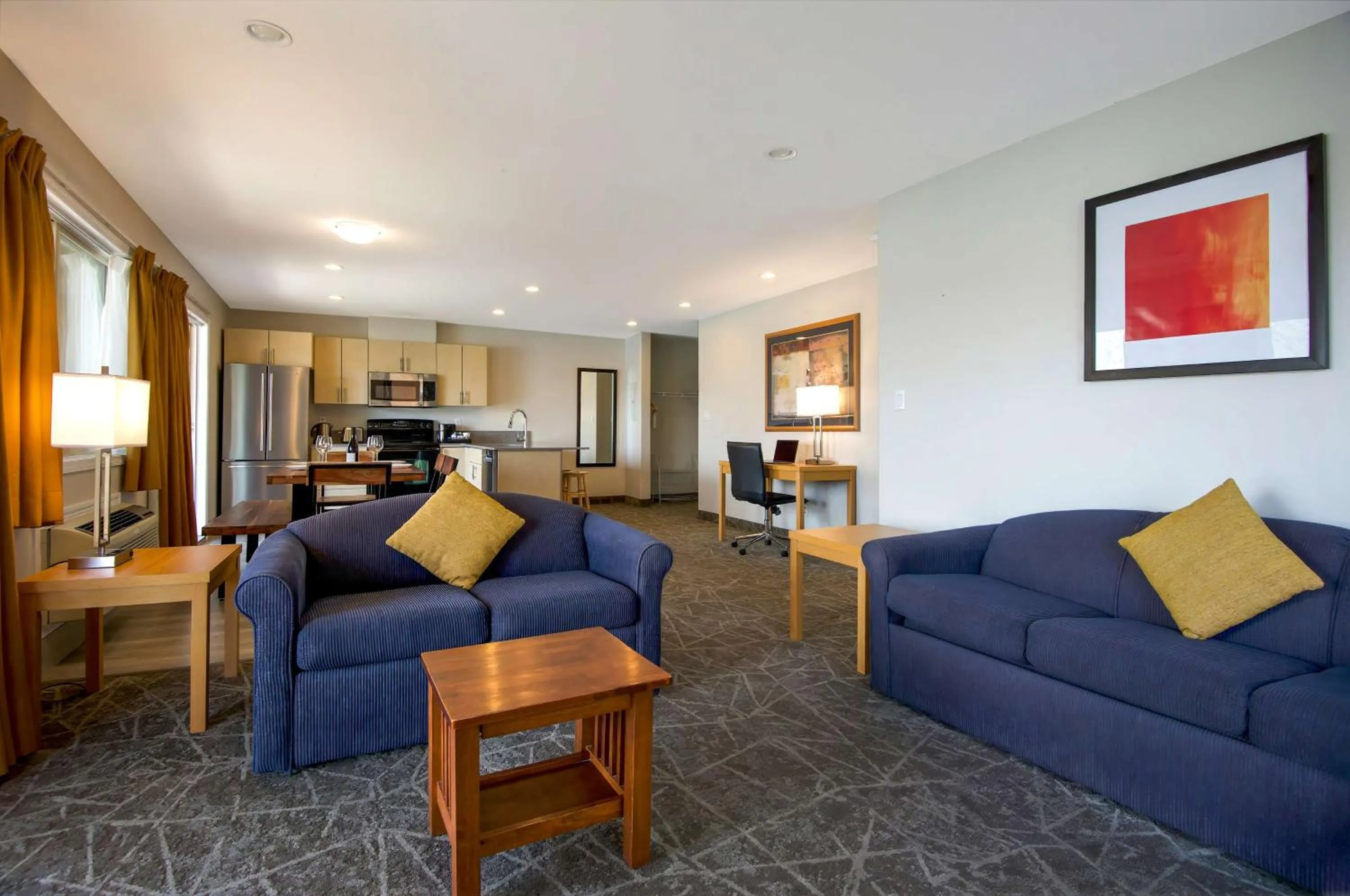 Photo of the whole room in Coast Osoyoos Beach Hotel