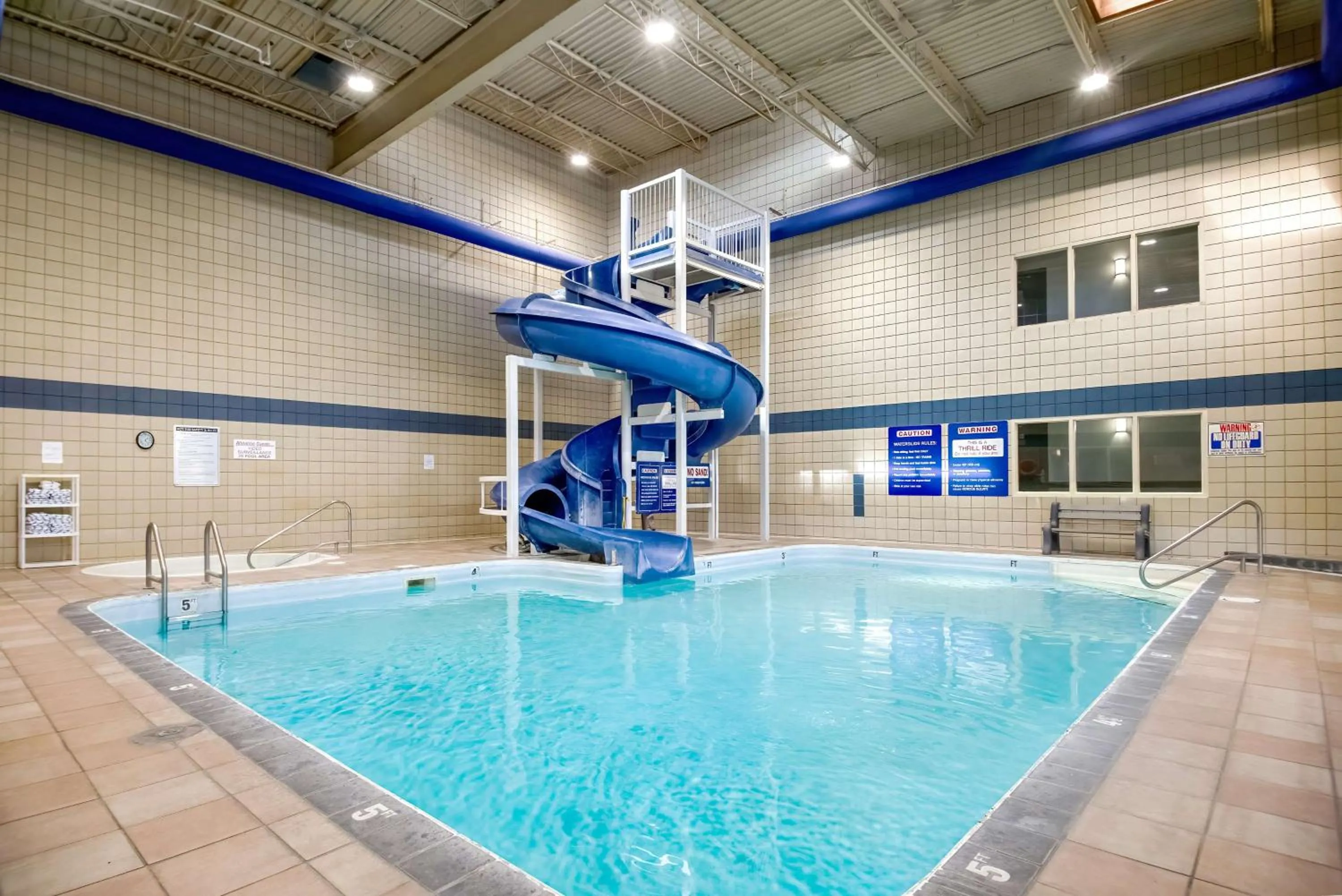 Pool view in Coast Osoyoos Beach Hotel