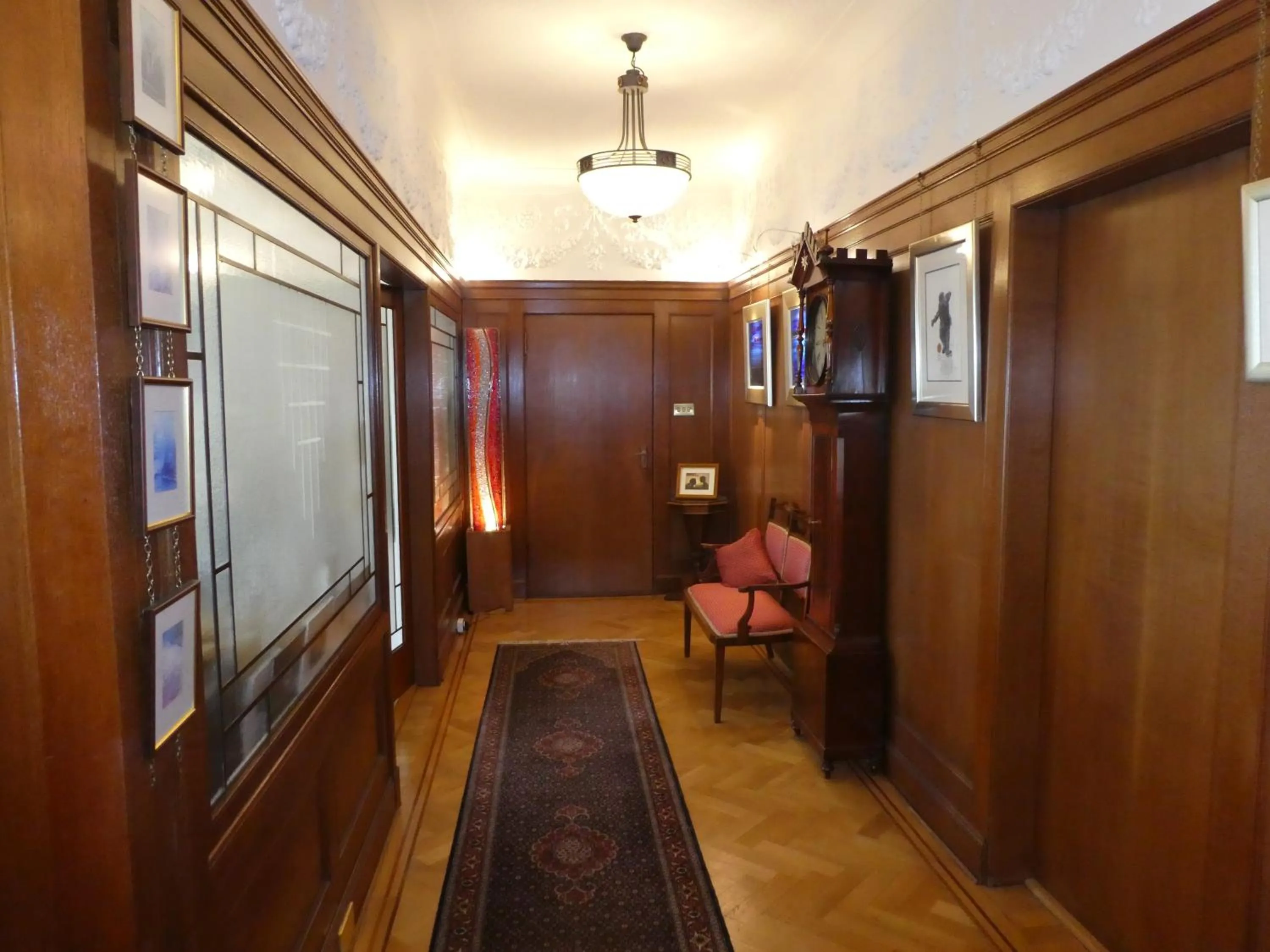 Area and facilities in The Cairn Residence