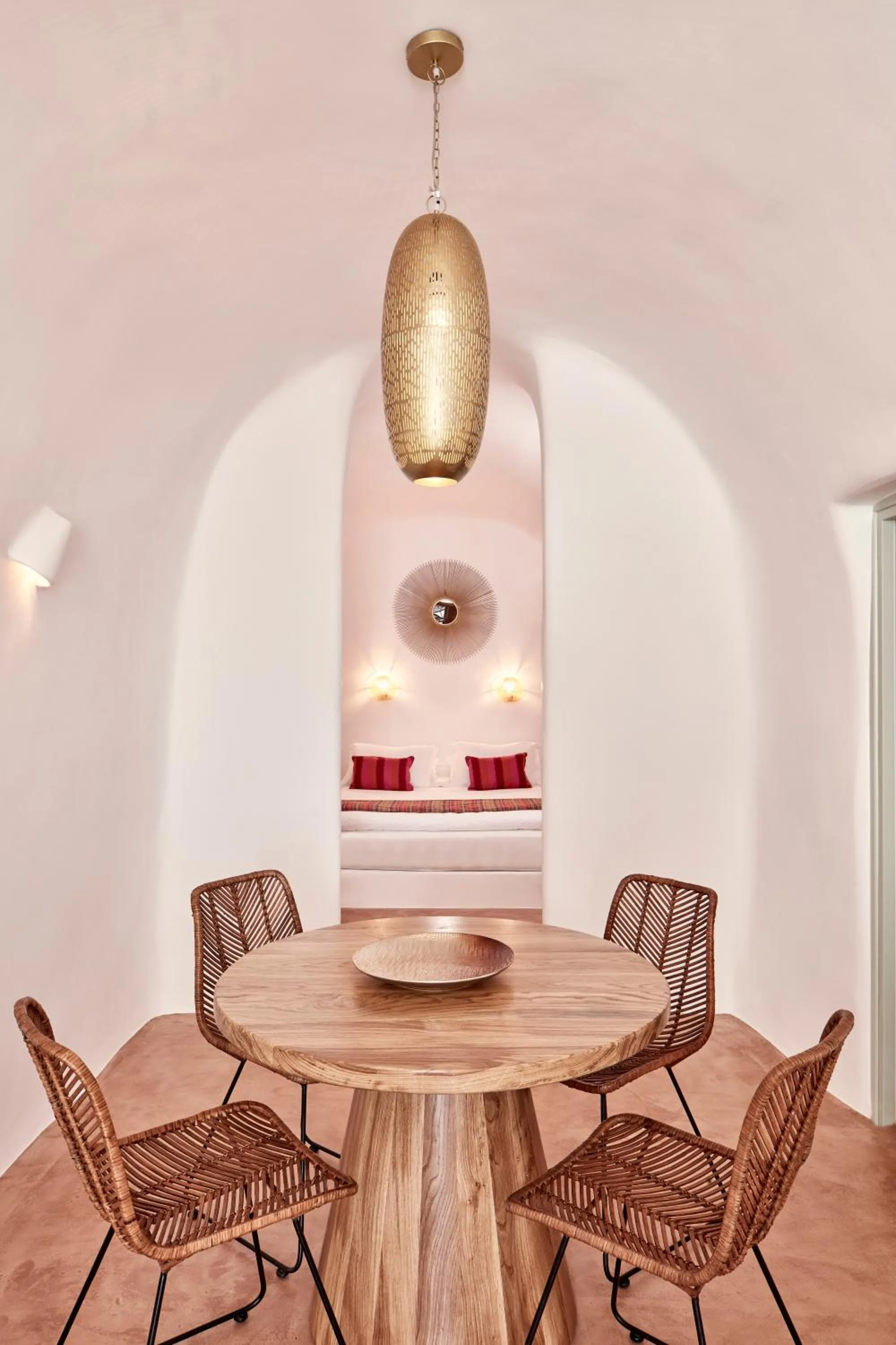 Photo of the whole room in Limestone