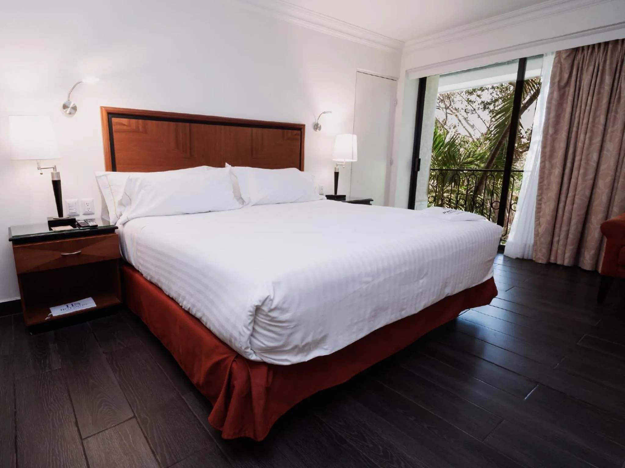 Bed in HS HOTSSON Hotel Tampico