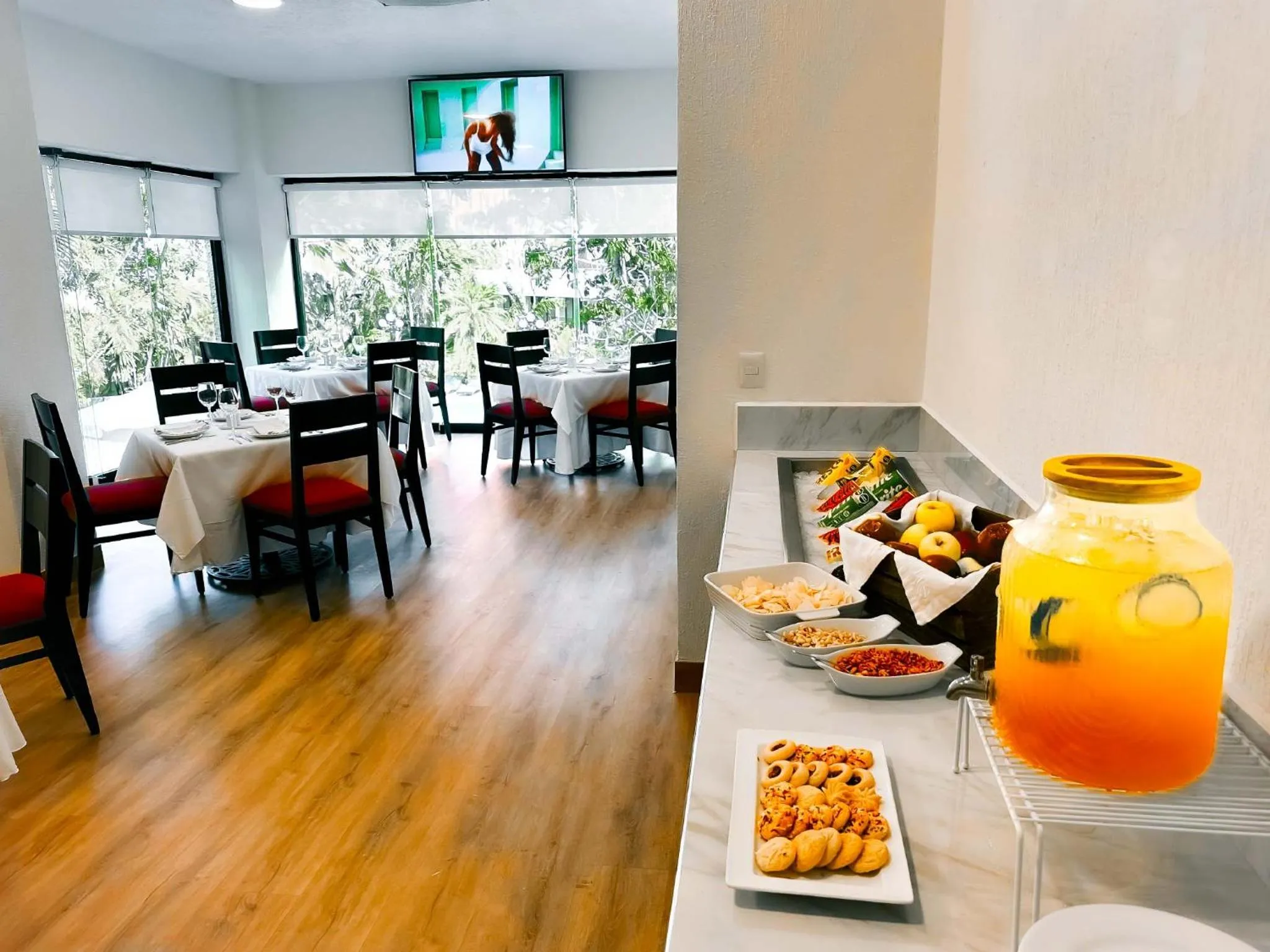 Restaurant/places to eat in HS HOTSSON Hotel Tampico