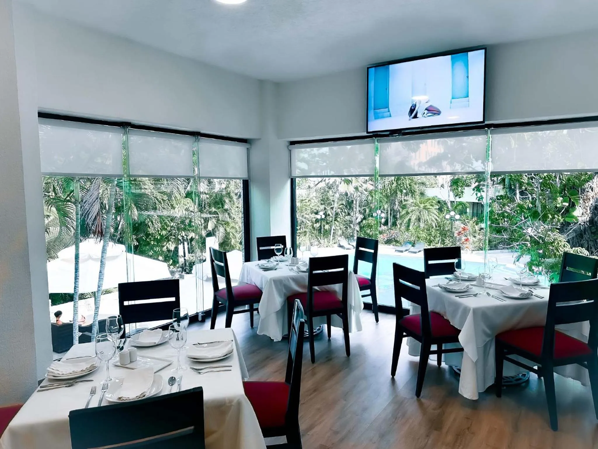 Restaurant/places to eat in HS HOTSSON Hotel Tampico