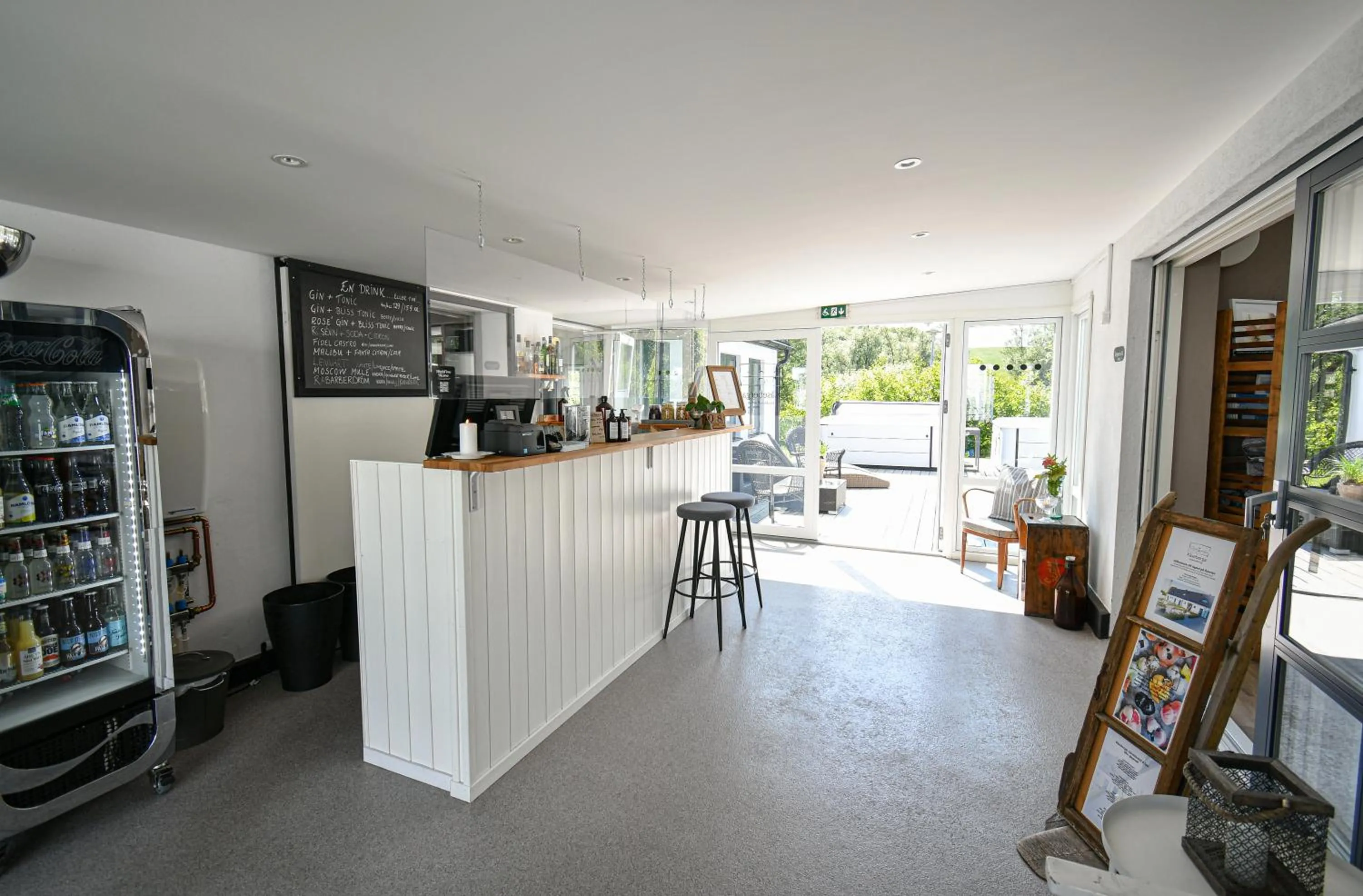 Lounge or bar in Kåseberga Gårdshotell & Spa