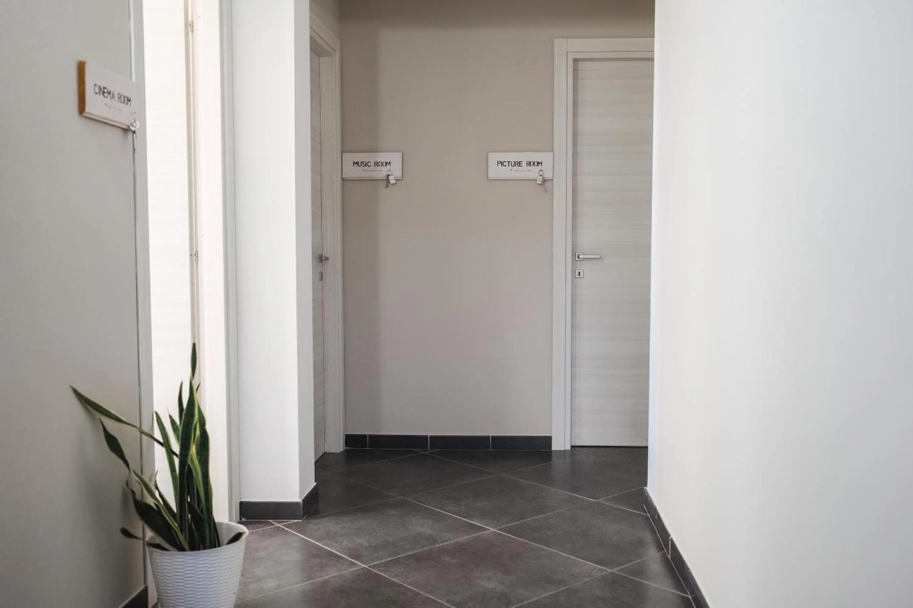 Other in Mi casa es tu casa 104