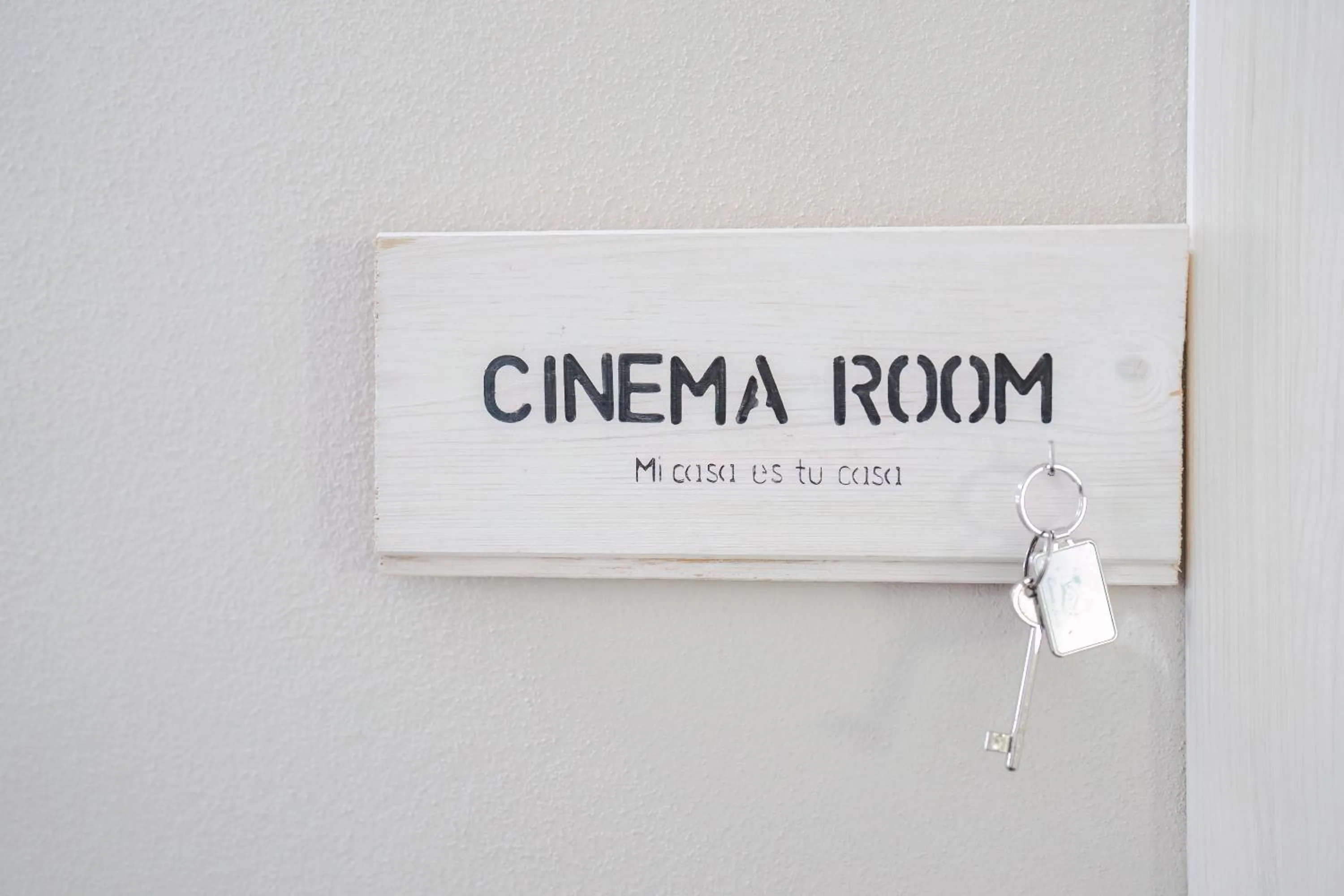 Logo/Certificate/Sign in Mi casa es tu casa 104