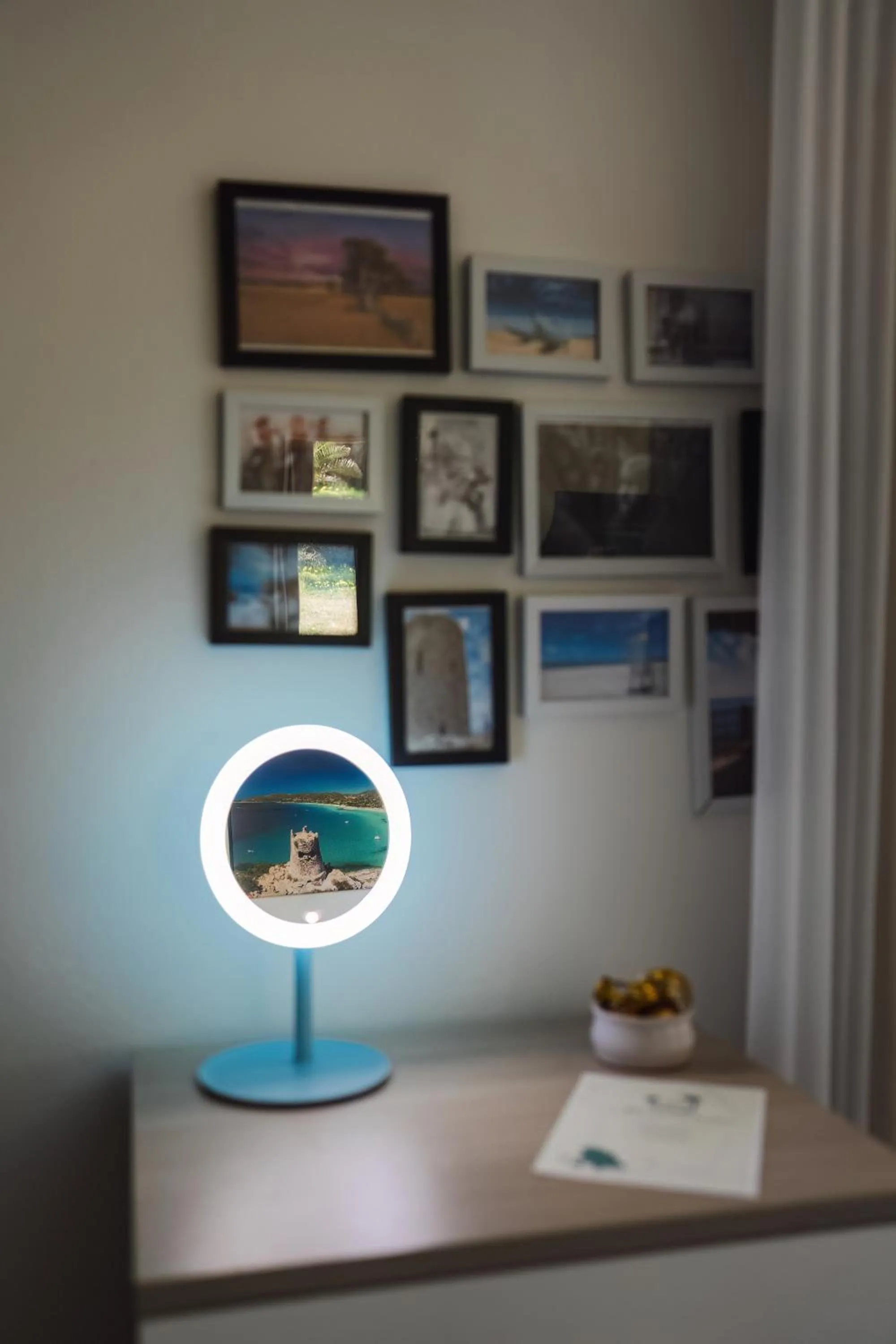 Decorative detail in Mi casa es tu casa 104