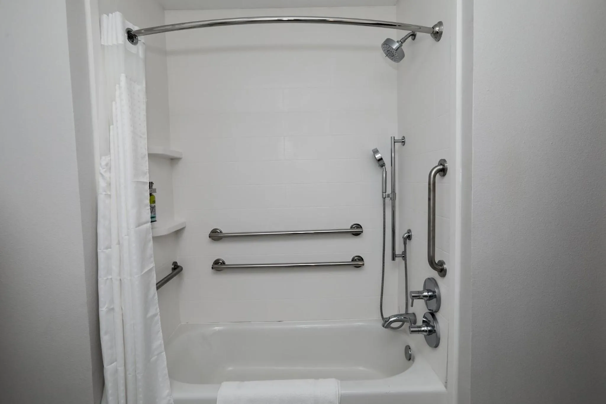 Bathroom in Holiday Inn Express Hillsboro I-35 by IHG