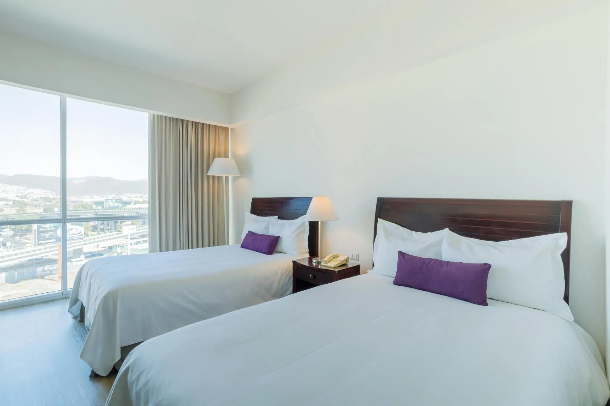 Photo of the whole room, Bed in Camino Real Pachuca