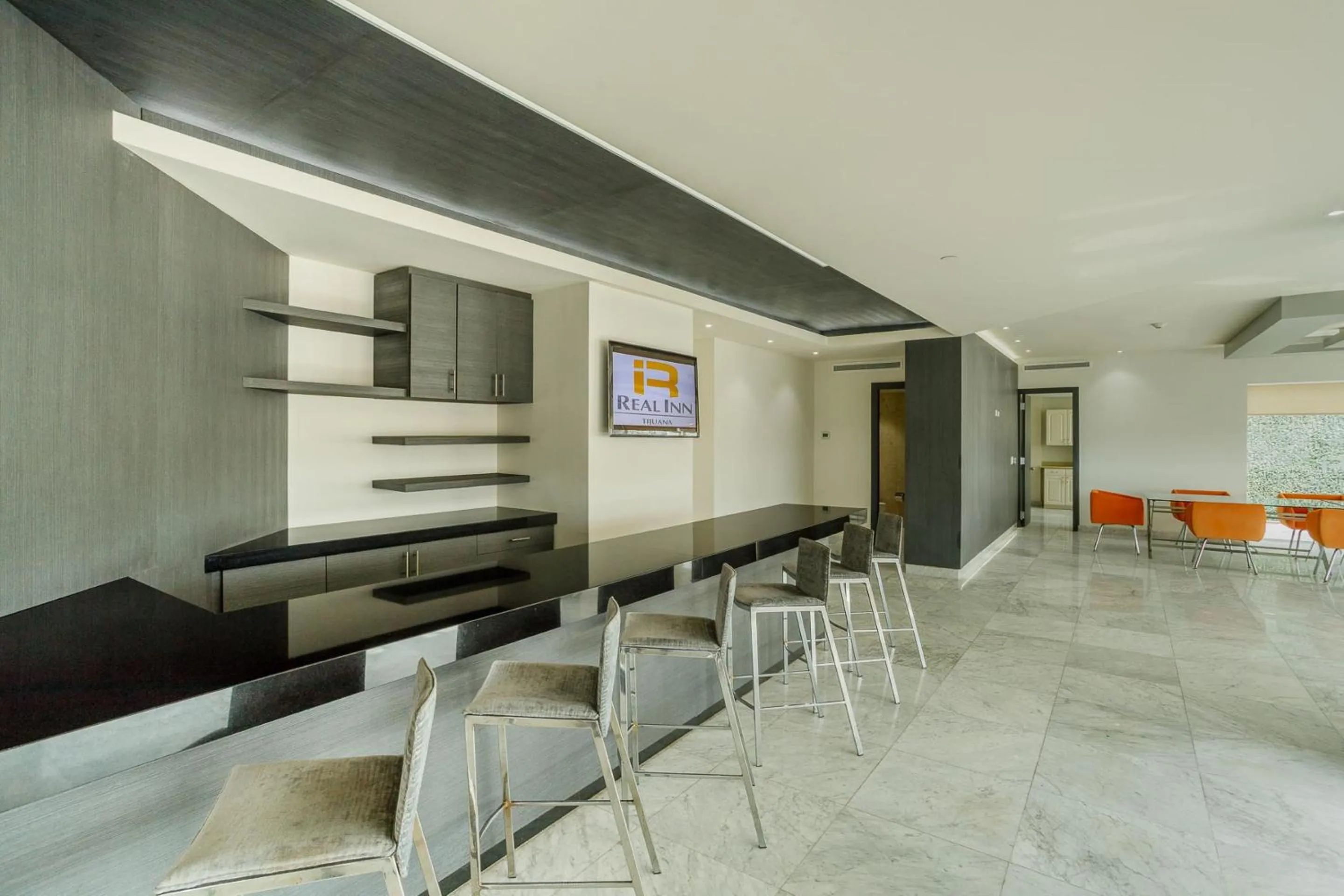 Photo of the whole room in Real Inn Tijuana by Camino Real Hoteles