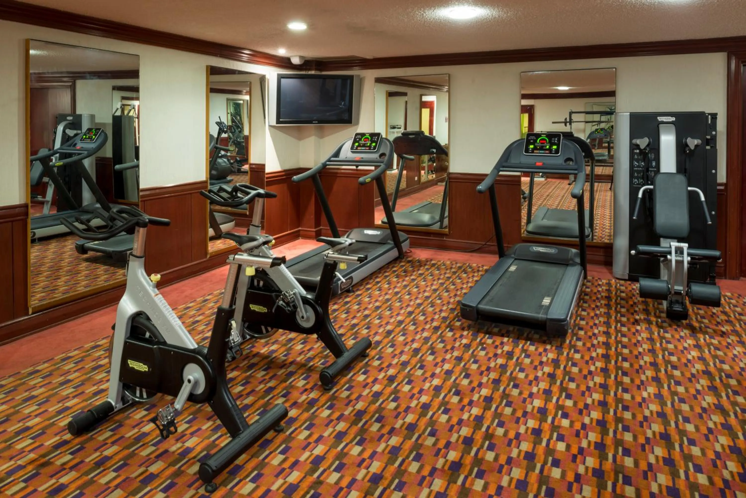 Fitness centre/facilities in Real Inn Tijuana by Camino Real Hoteles
