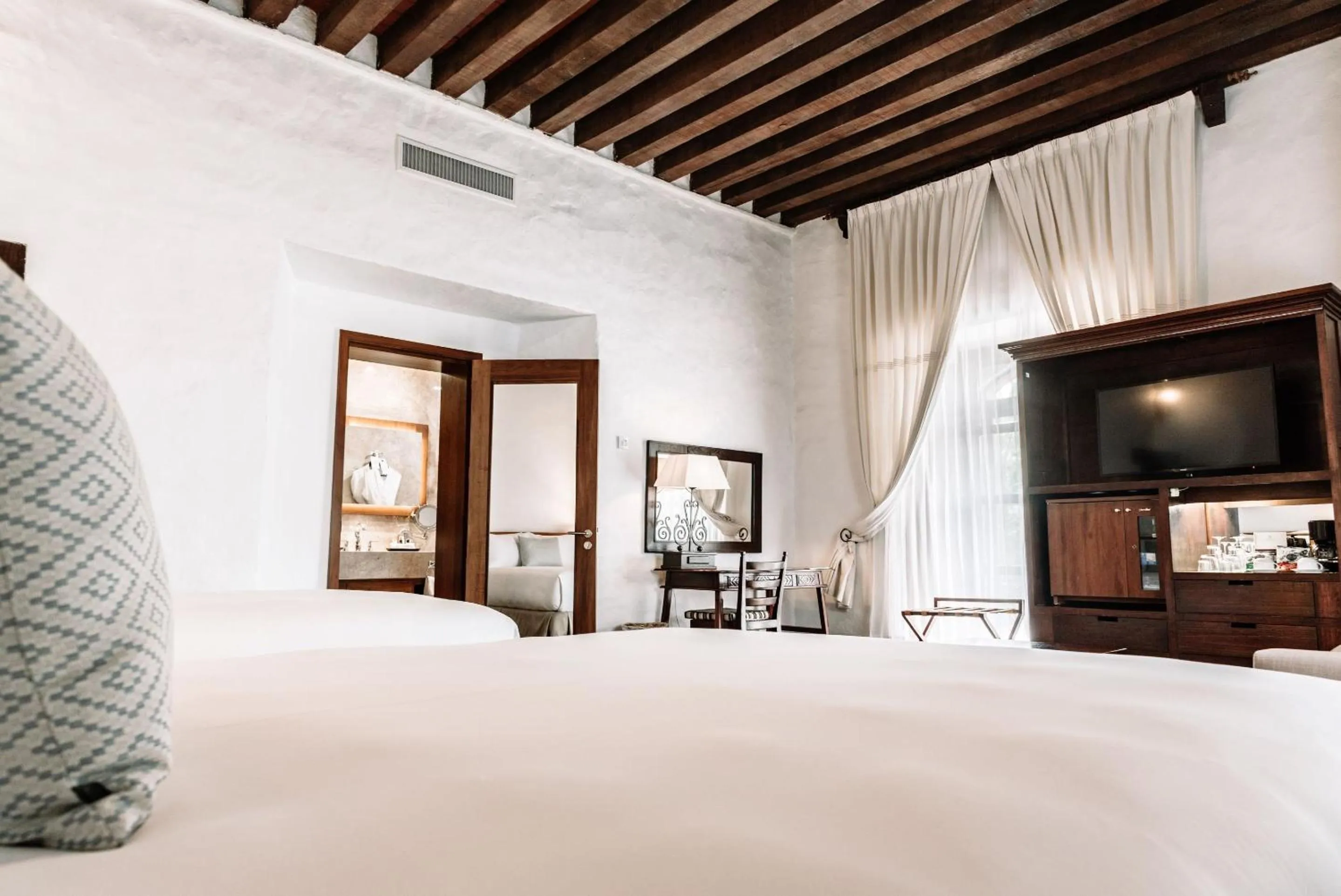 Bedroom, Bed in Quinta Real Oaxaca