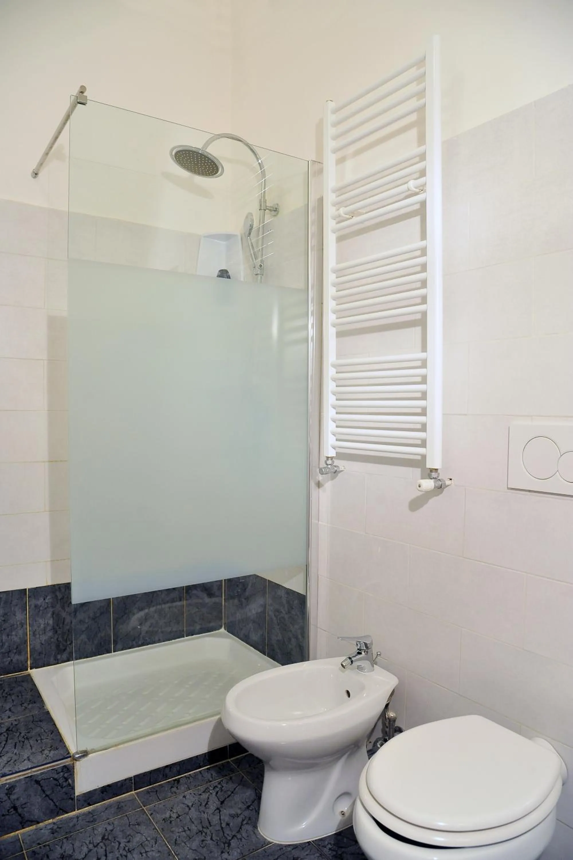 Bathroom in Locanda al Viminale