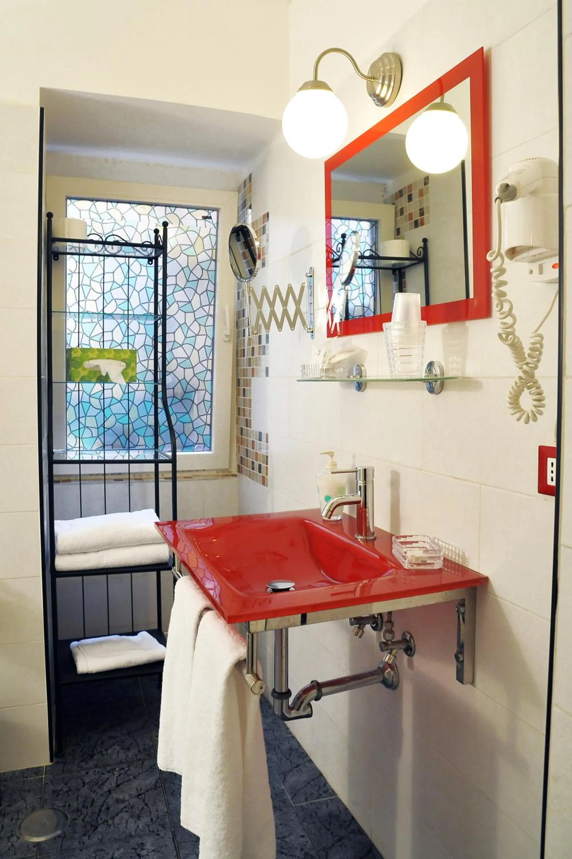 Bathroom in Locanda al Viminale