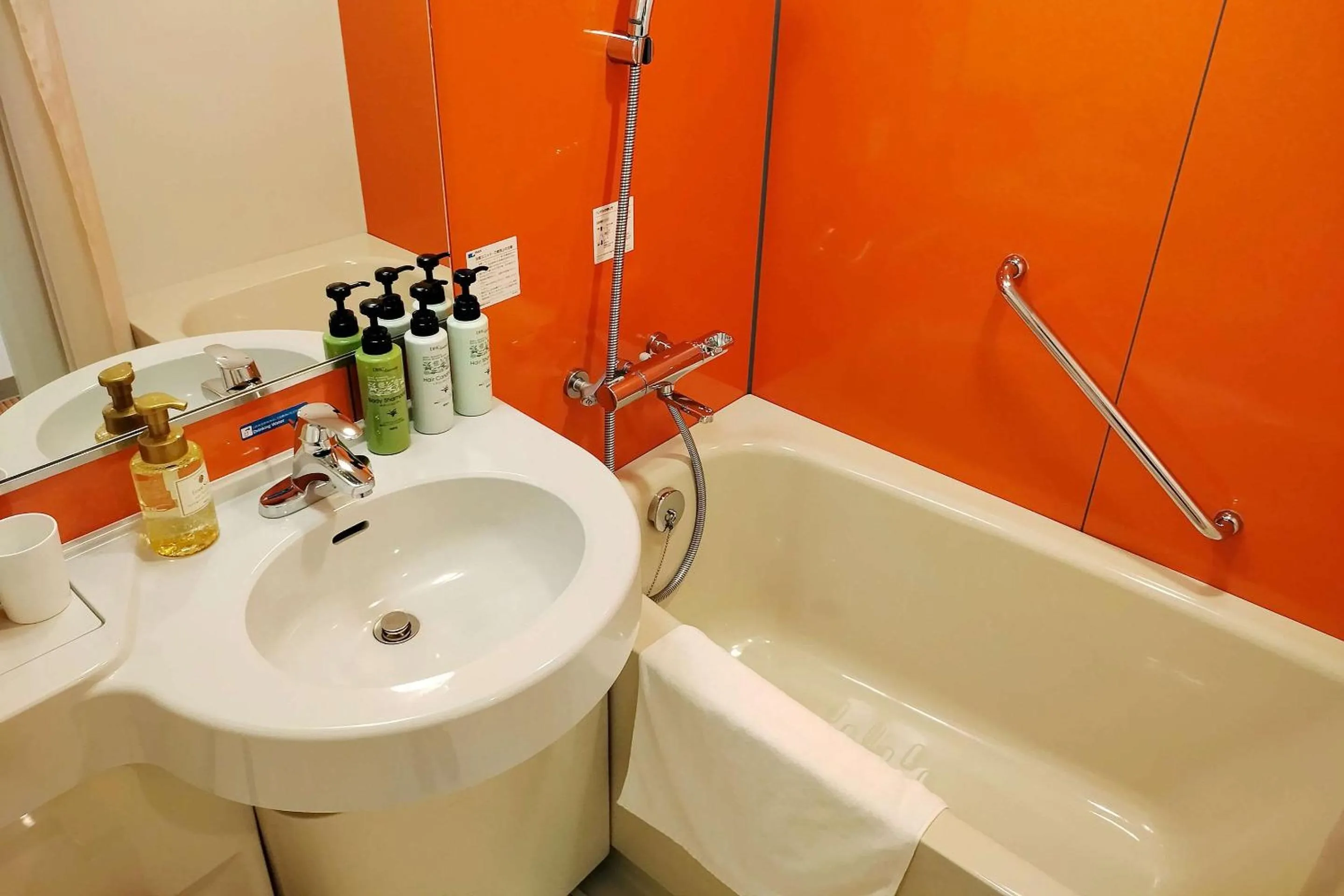 Bedroom, Bathroom in Chisun Inn Niigata Chuo Ic