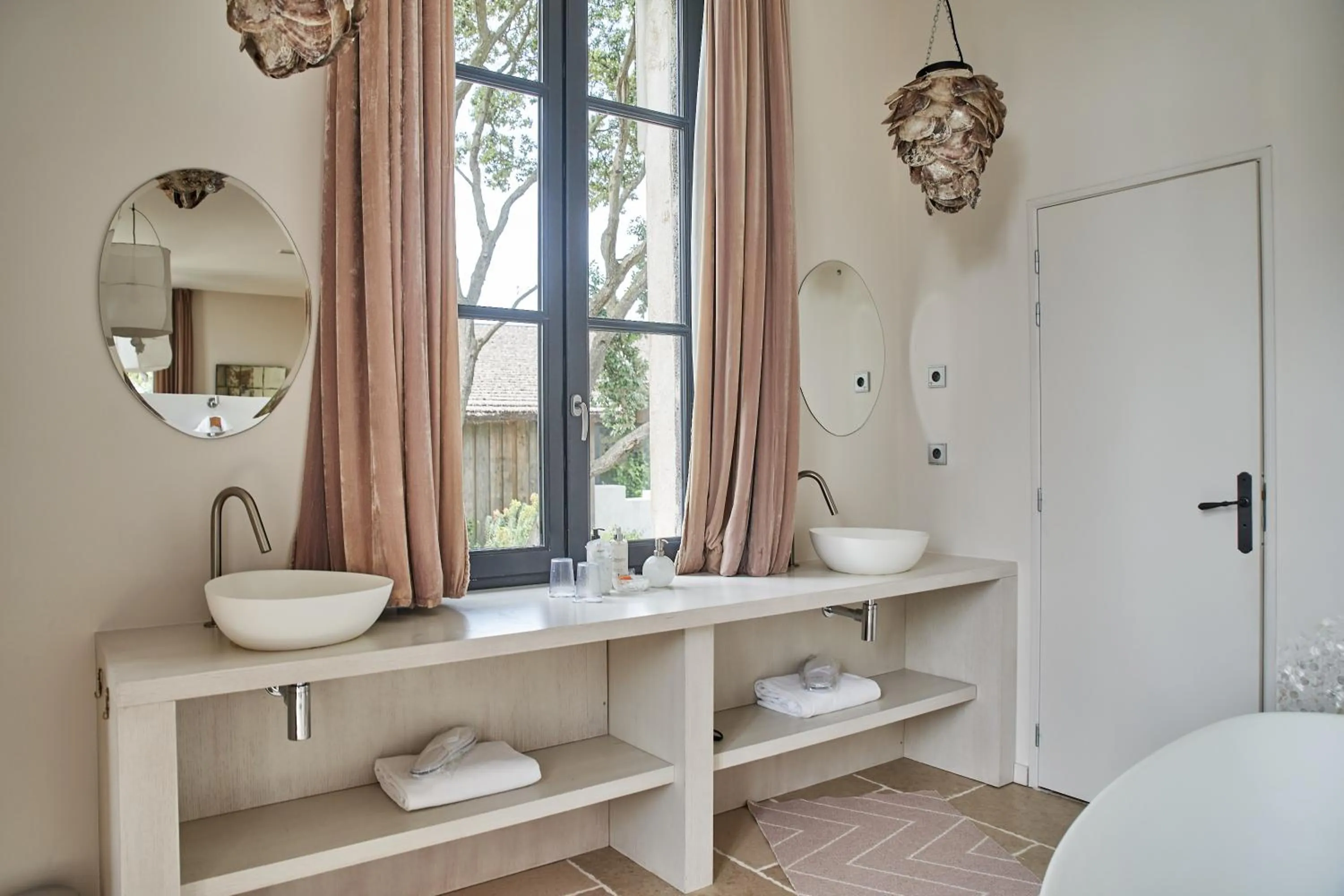 Bathroom in Domaine Tarbouriech, Demeure & Spa