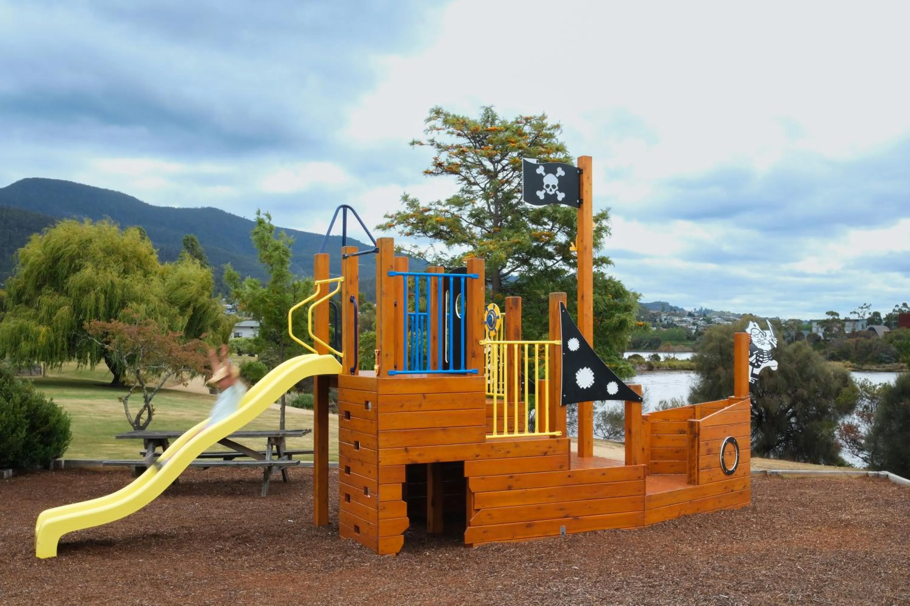Children play ground in Riverfront Motel & Restaurant