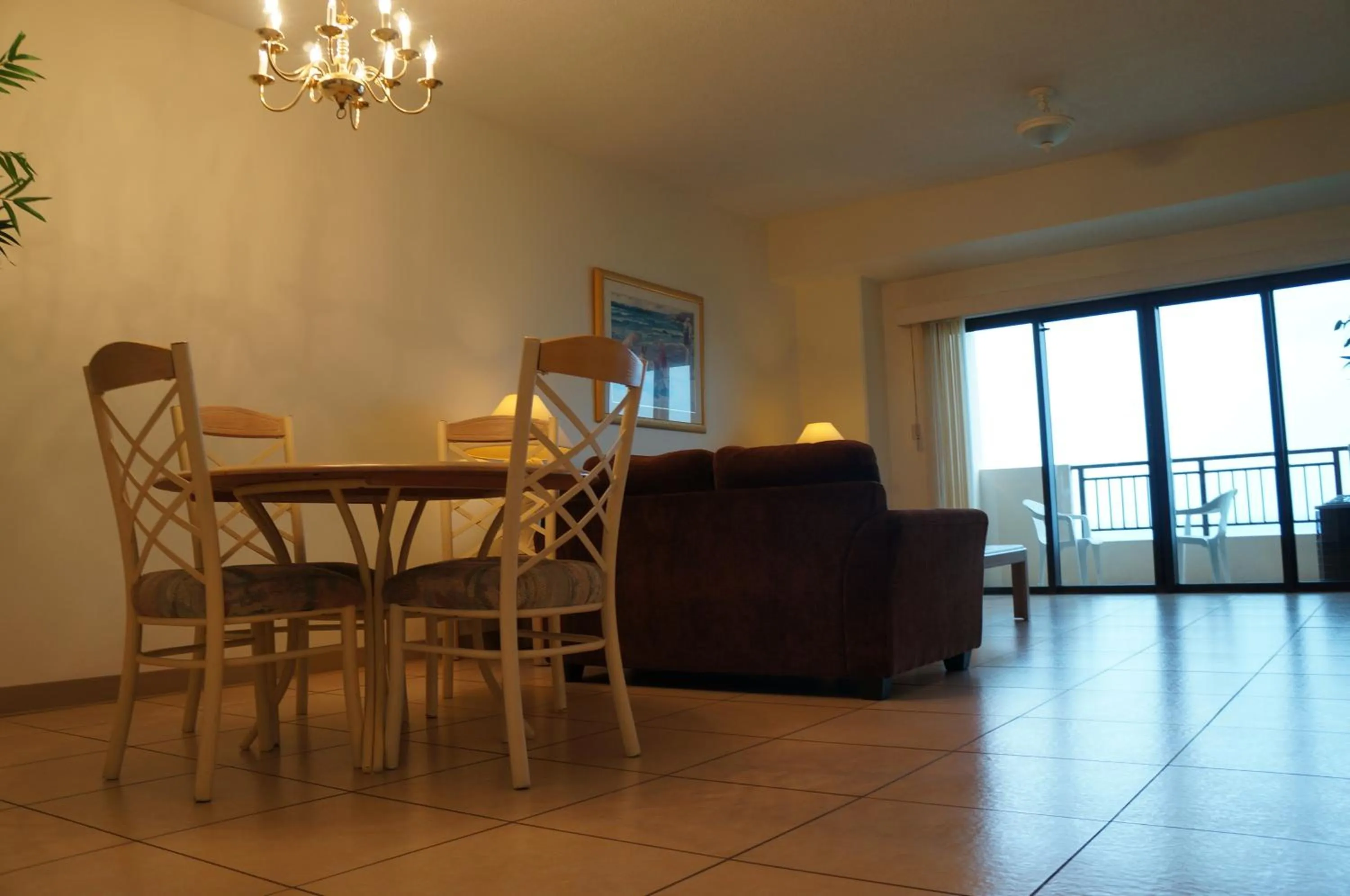 Day in Aquarius Beach Tower