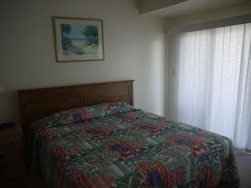 Bed in Aquarius Beach Tower