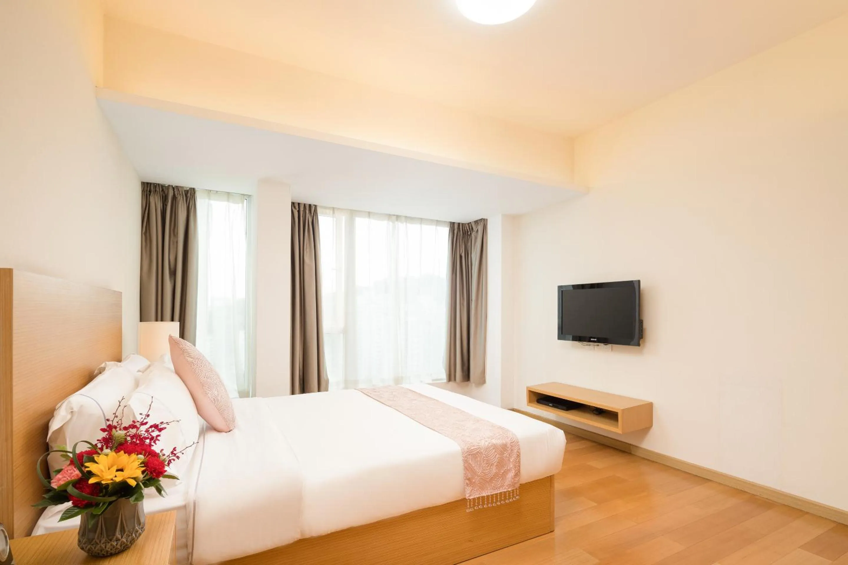 Bedroom, Bed in 广州友和酒店Yuwa Hotel-Free Shuttle Bus to Canton Fair Complex DuringCanton Fair Period