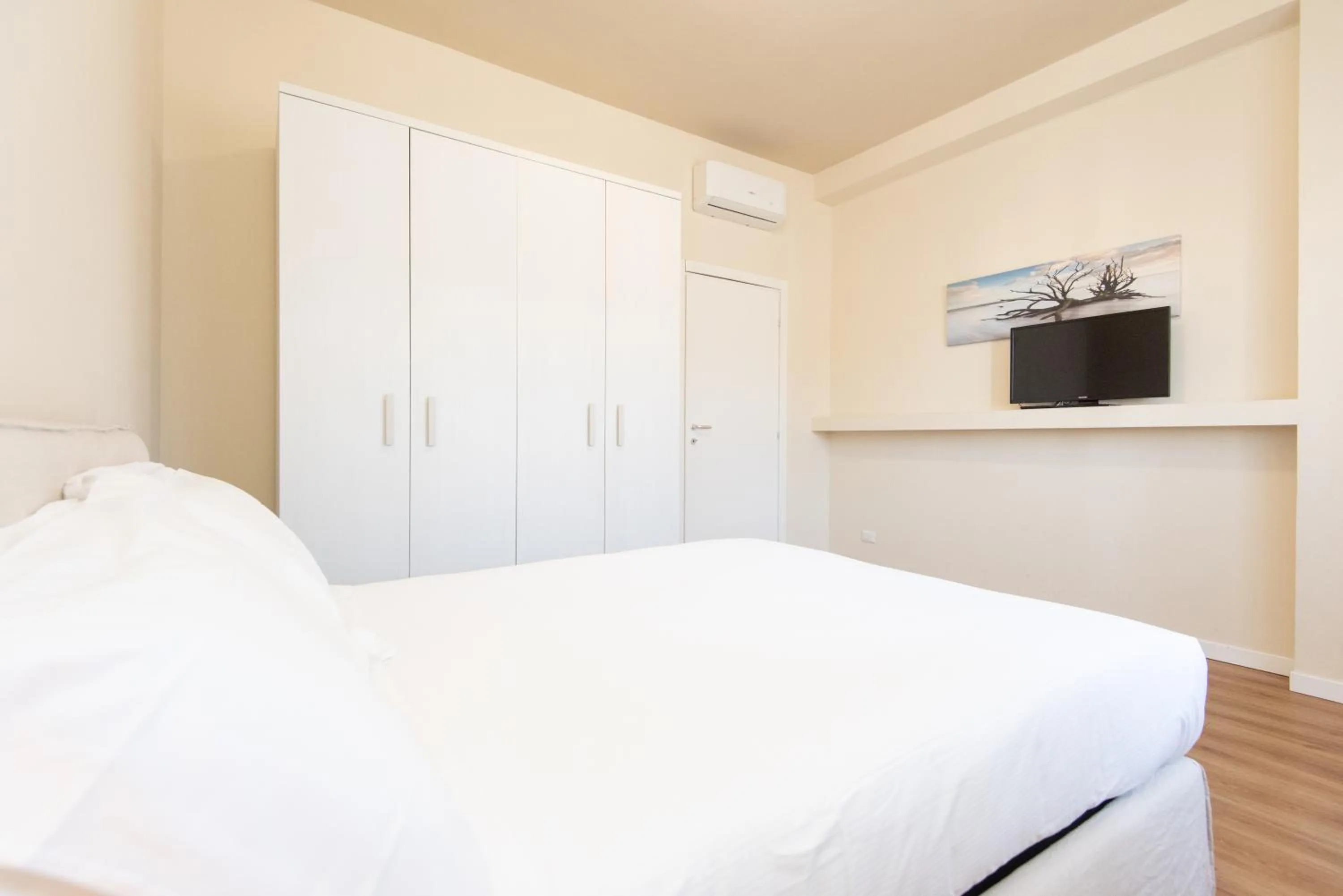 Bedroom in Donatello Apartments by Firenze Prestige