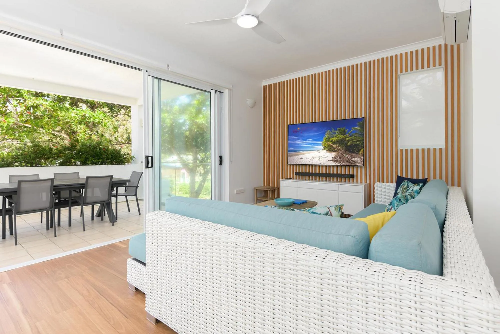 Communal lounge/ TV room in Beaches Holiday Apartments - Official Onsite Reception & Check In