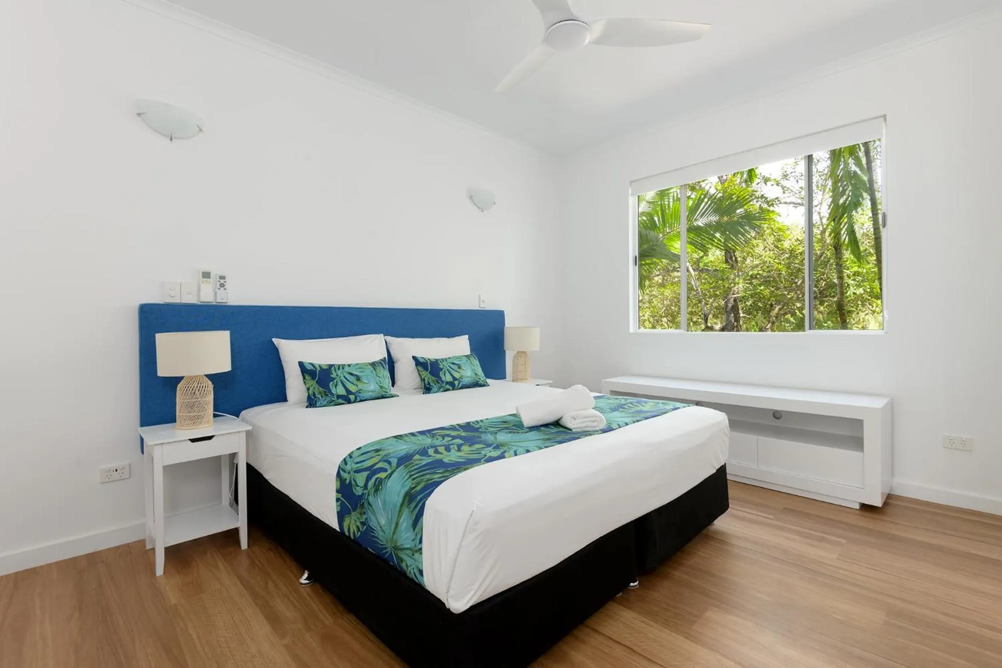 Bed in Beaches Holiday Apartments - Official Onsite Reception & Check In