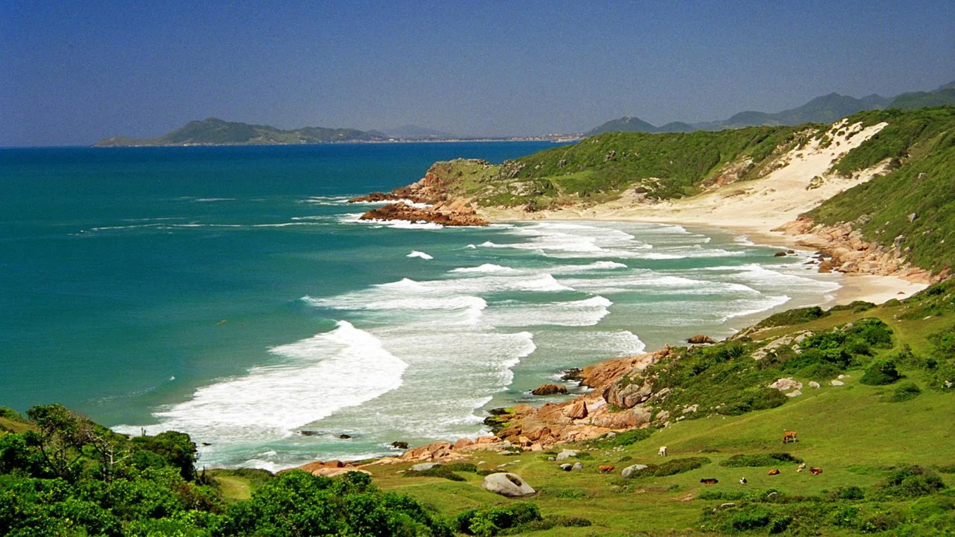 Beach in Hotel Pousada Santos