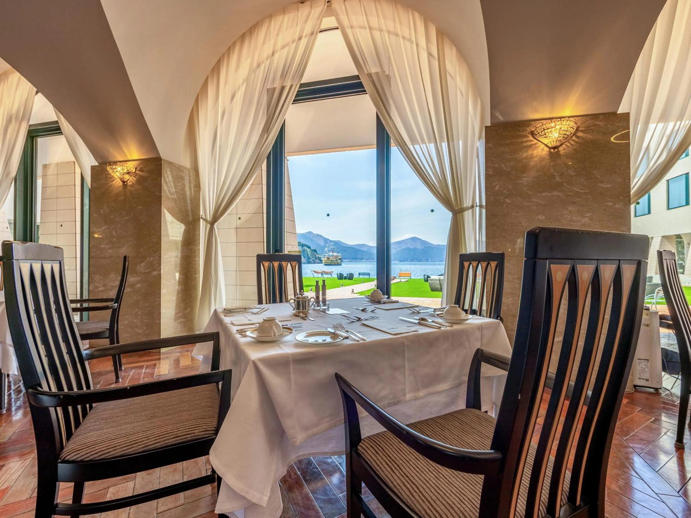 Restaurant/places to eat in Hakone Hotel