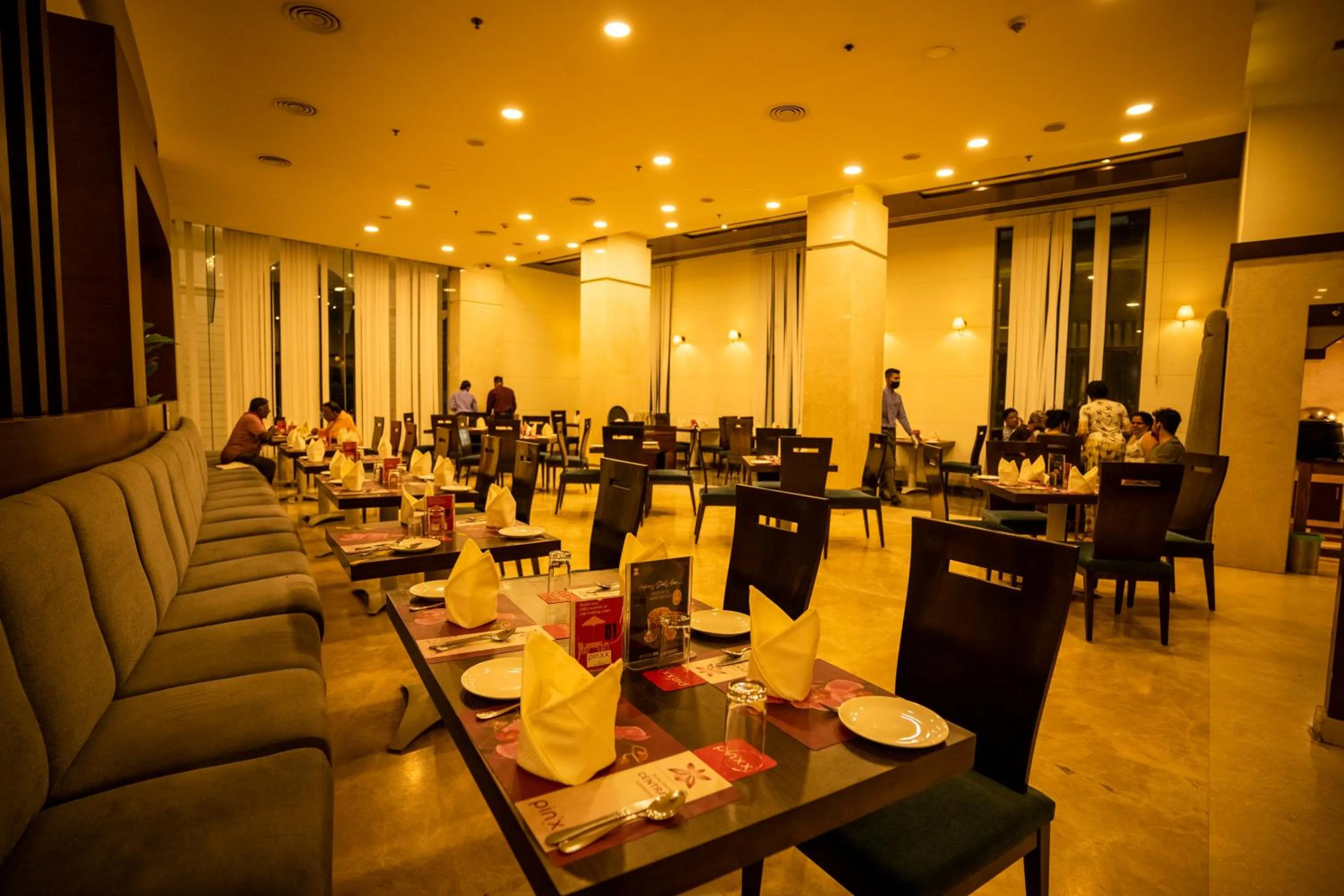 Restaurant/places to eat in Royal Orchid Central, Shimoga