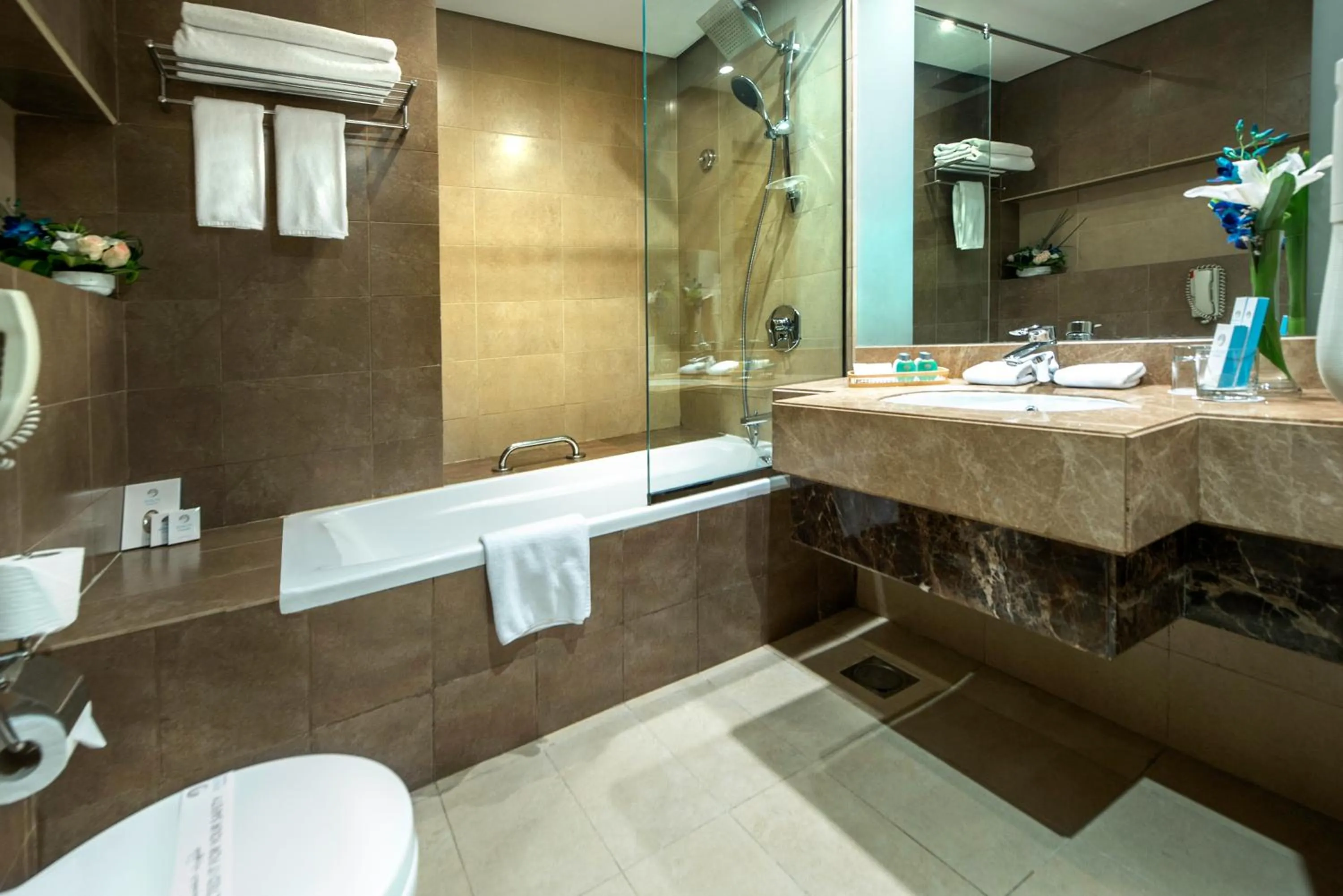 Shower in Marina Byblos Hotel