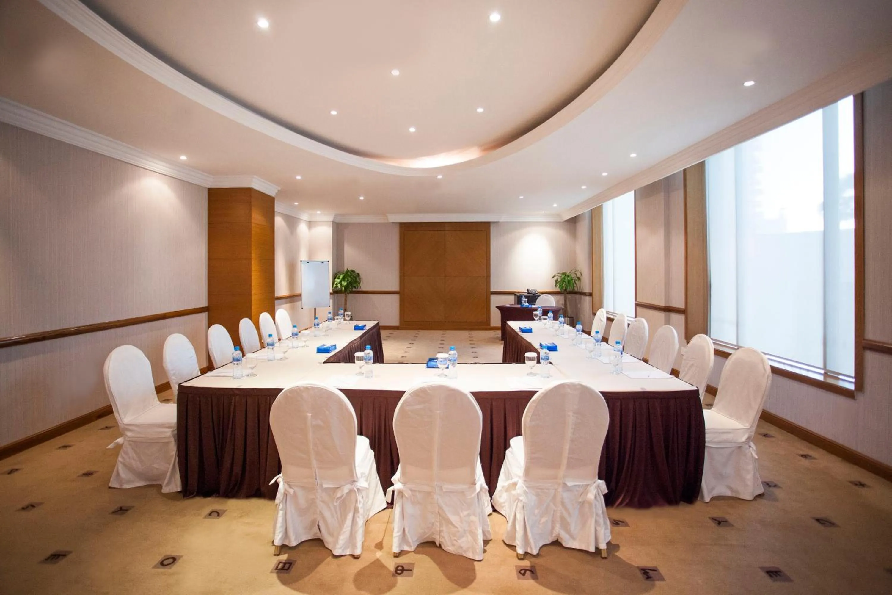 Meeting/conference room in Marina Byblos Hotel