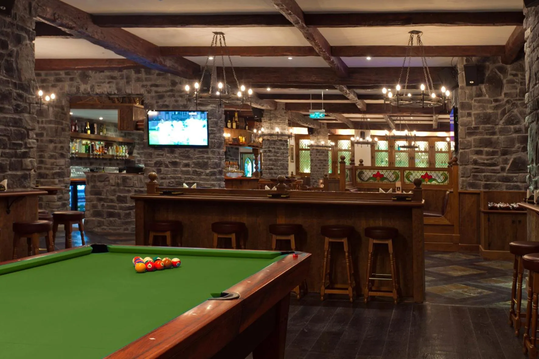 Billiard in Marina Byblos Hotel