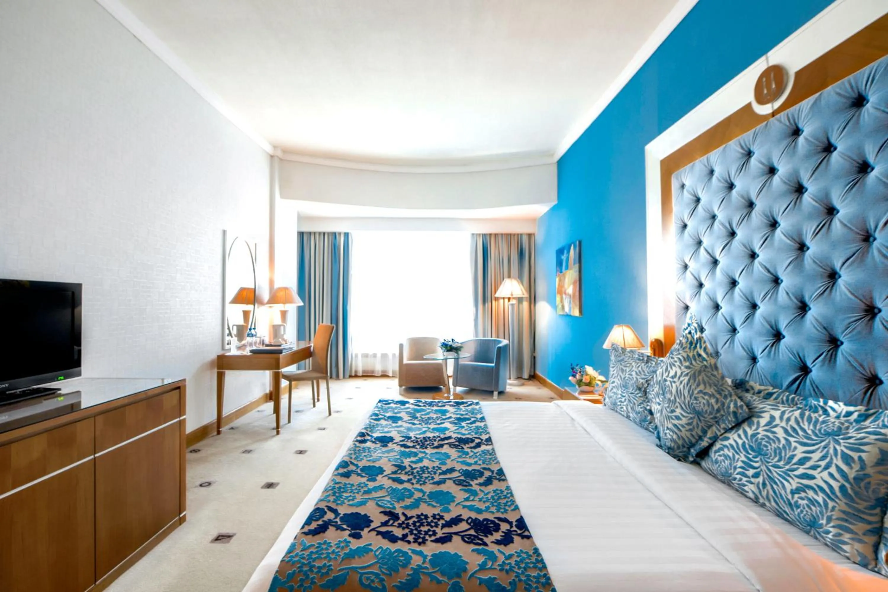 Bedroom, Bed in Marina Byblos Hotel