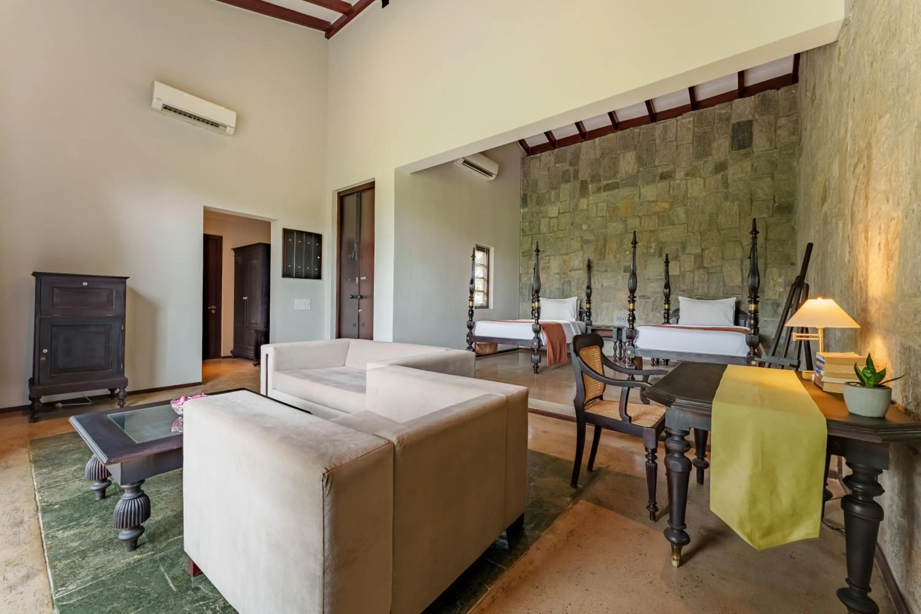 Bed in Ayugiri Ayurveda Wellness Resort Sigiriya