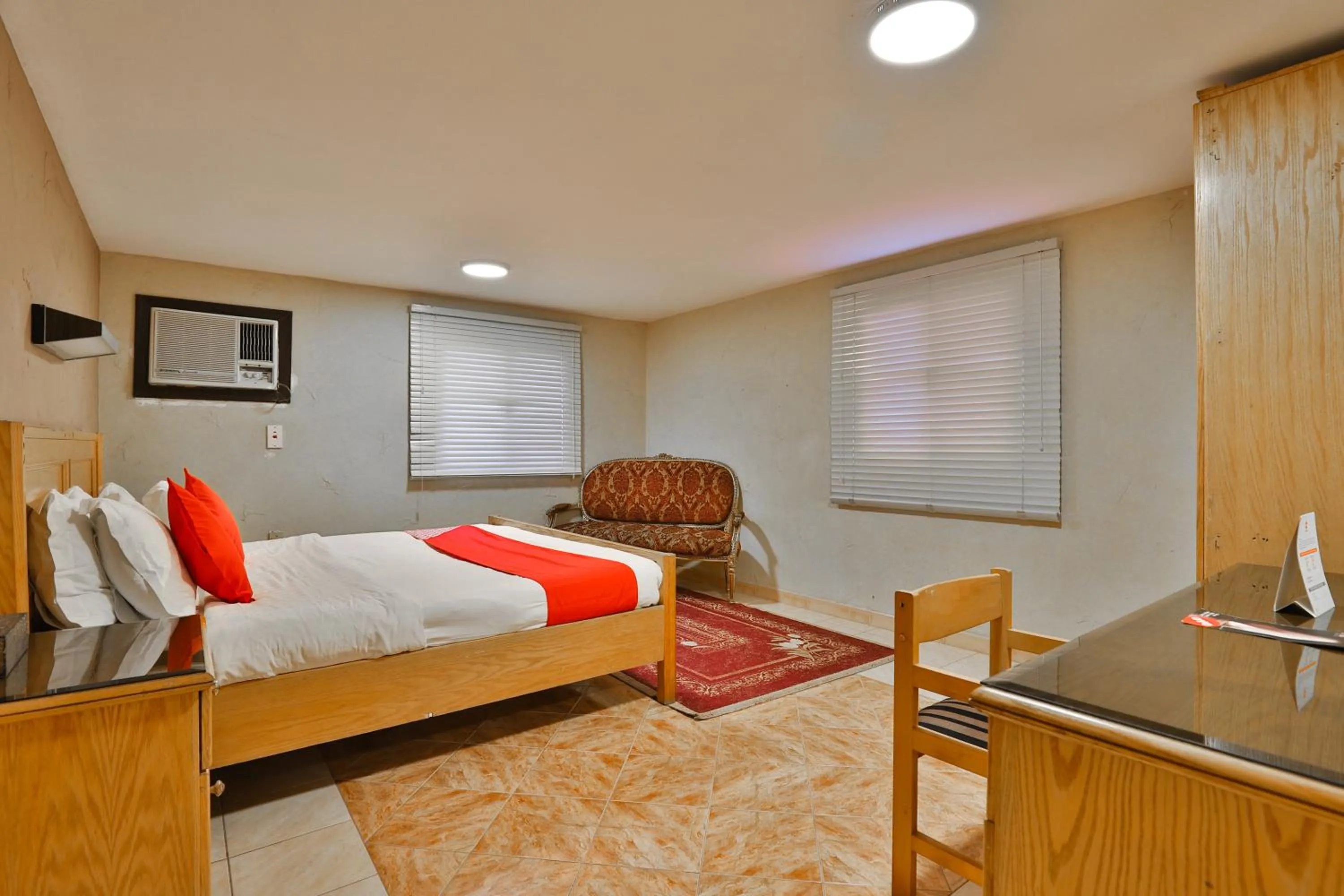 Bedroom in OYO 350 Dar Almadinah