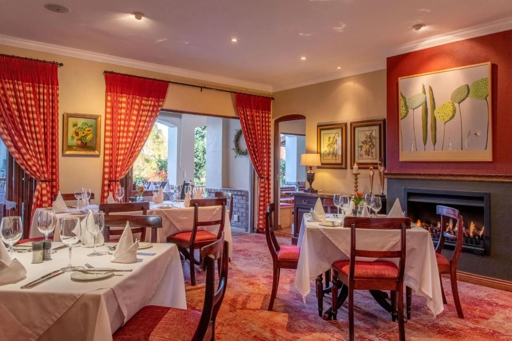 Restaurant/places to eat in Oliver`s