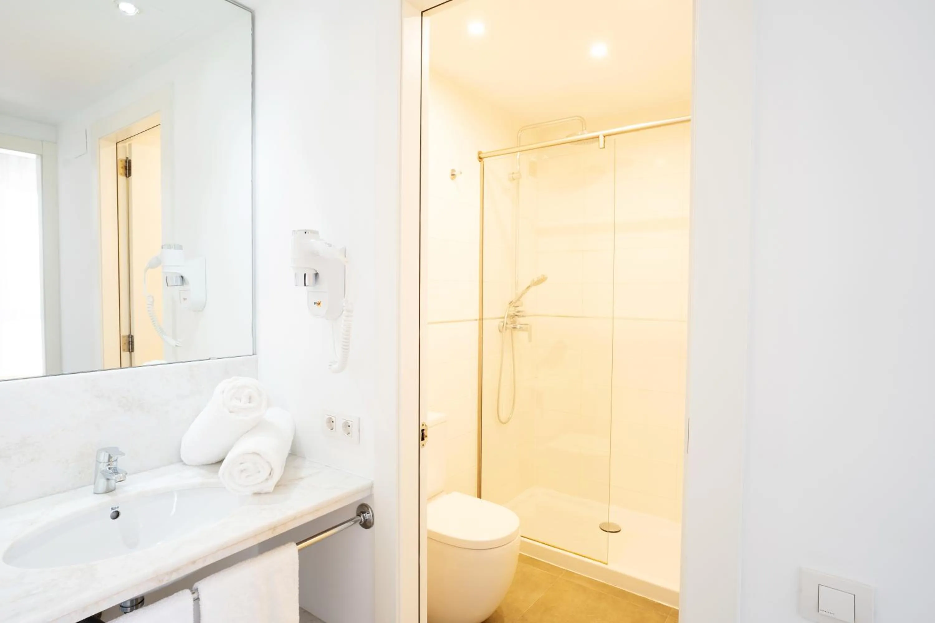 Bathroom in Ona Living Barcelona