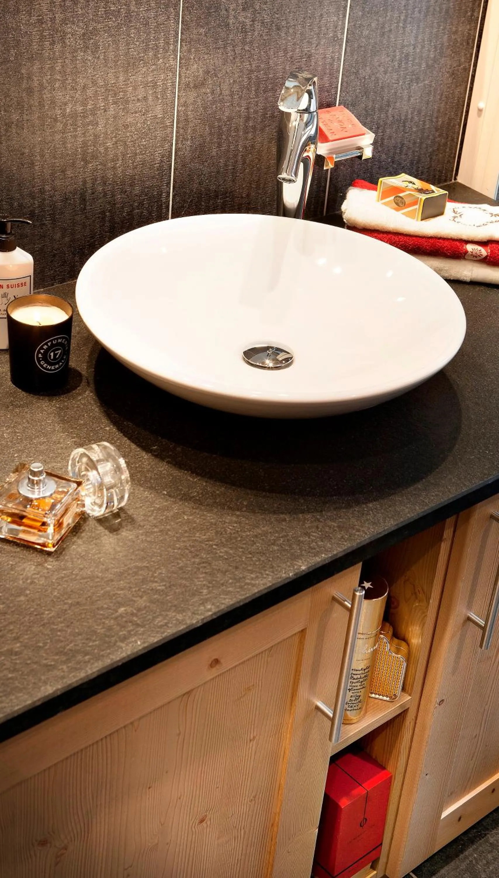 Bathroom in CGH Résidences & Spas Le Cristal de l'Alpe