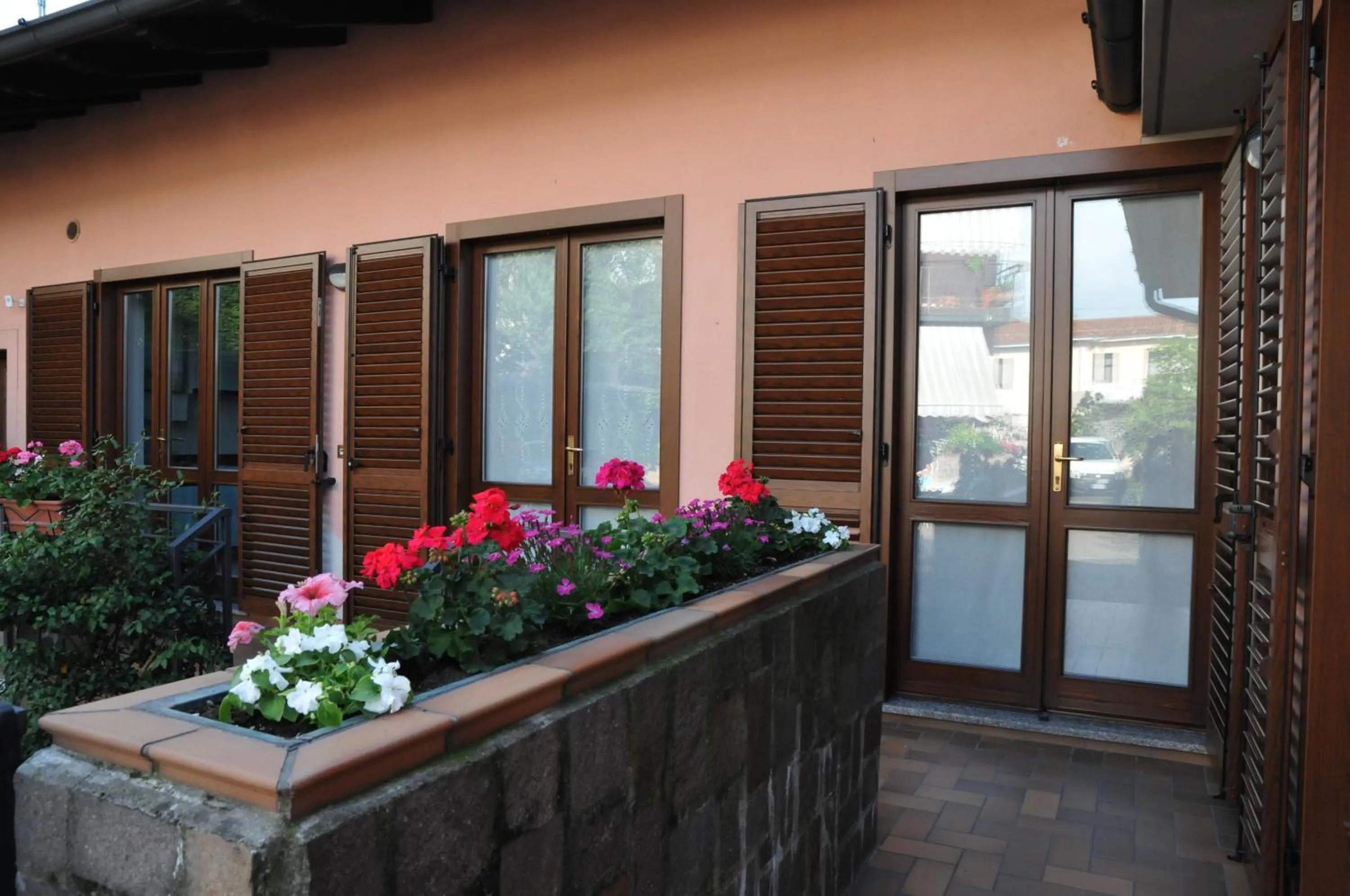 Facade/entrance in 3per3