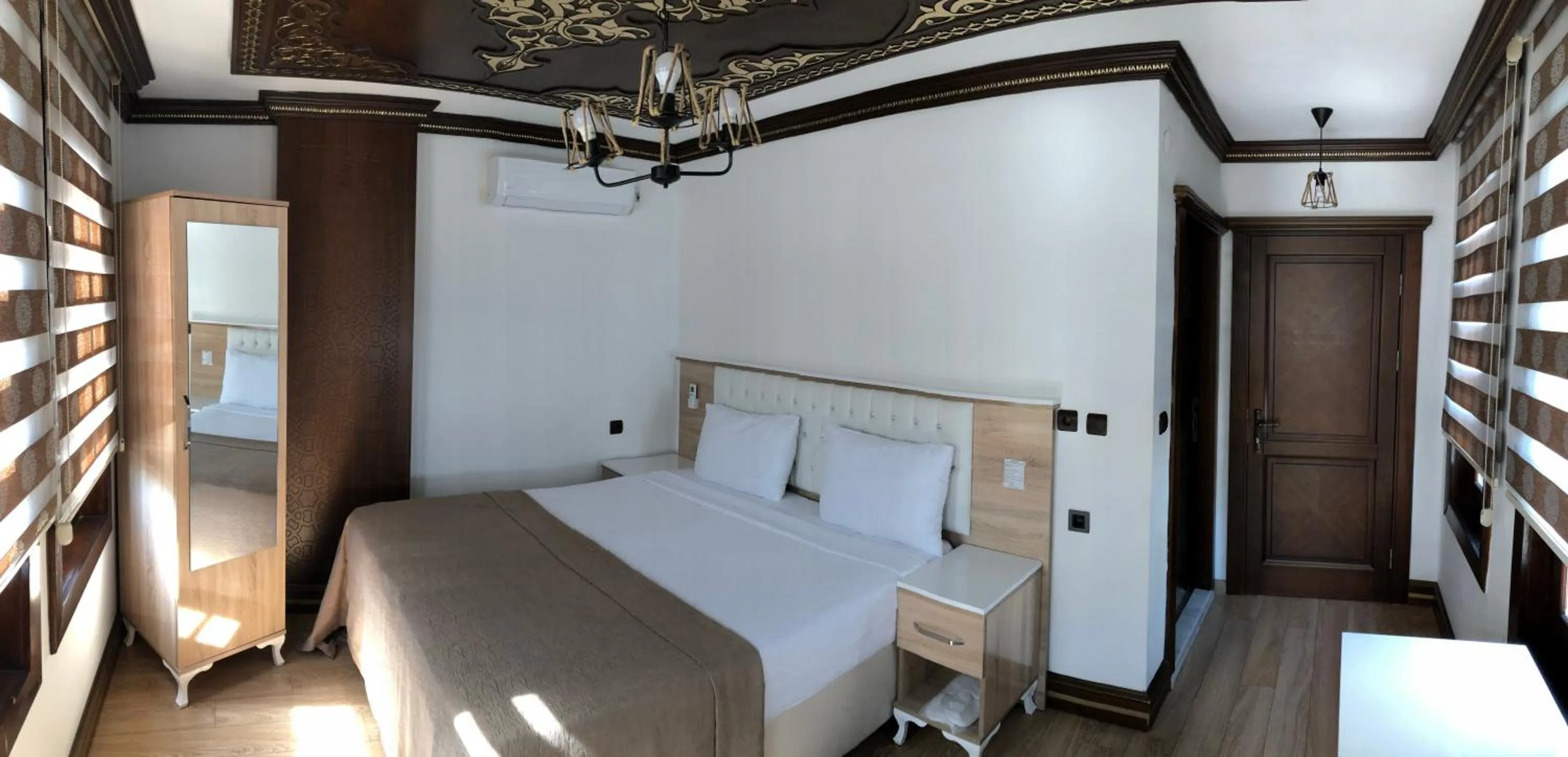 Bed in Ziyagil Konağı