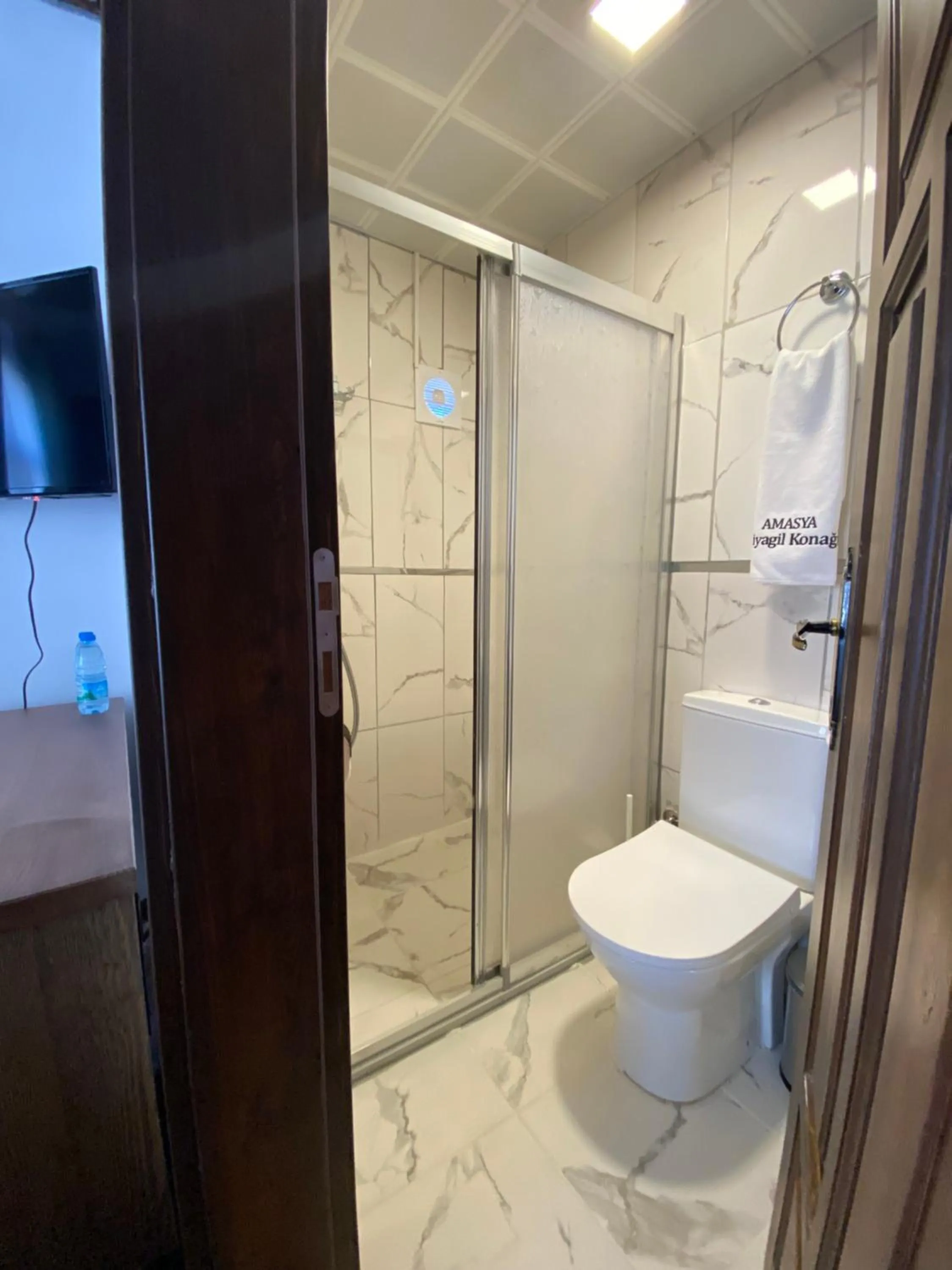 Shower in Ziyagil Konağı