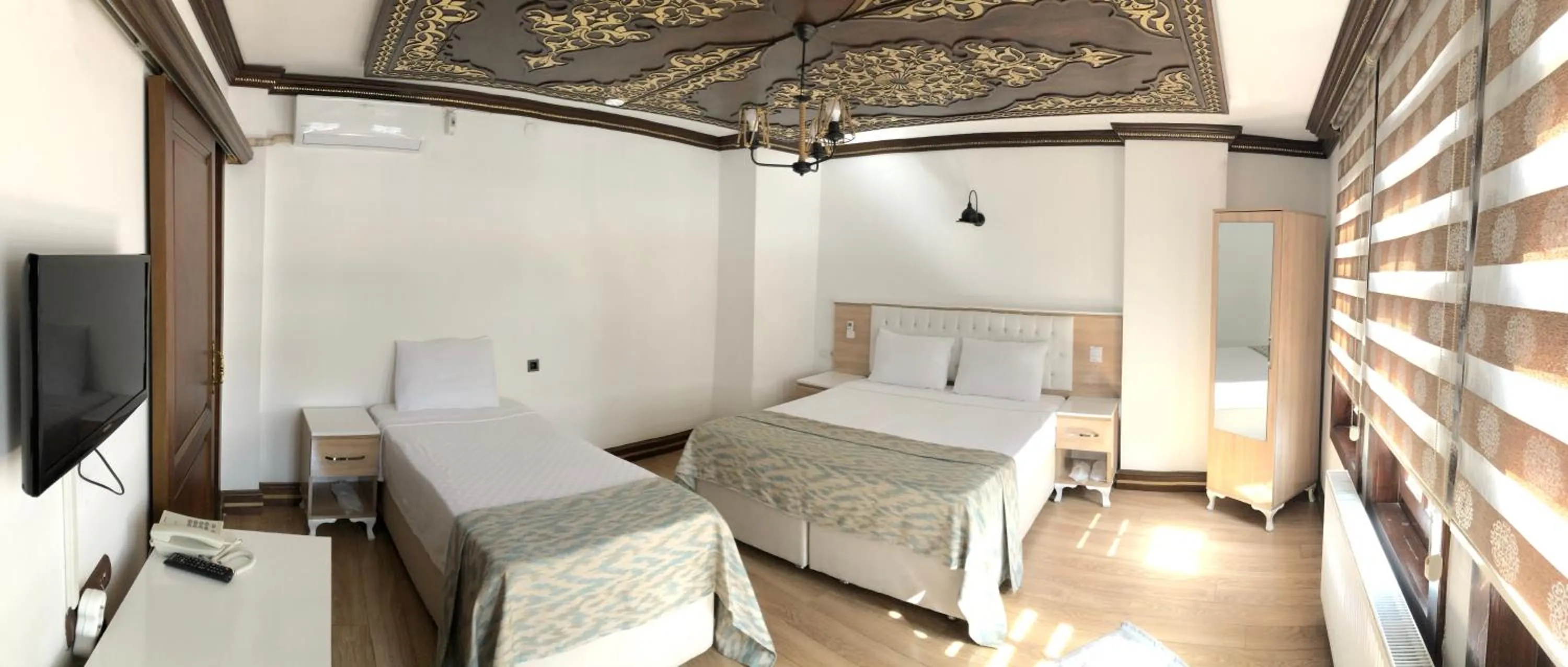 Bed in Ziyagil Konağı